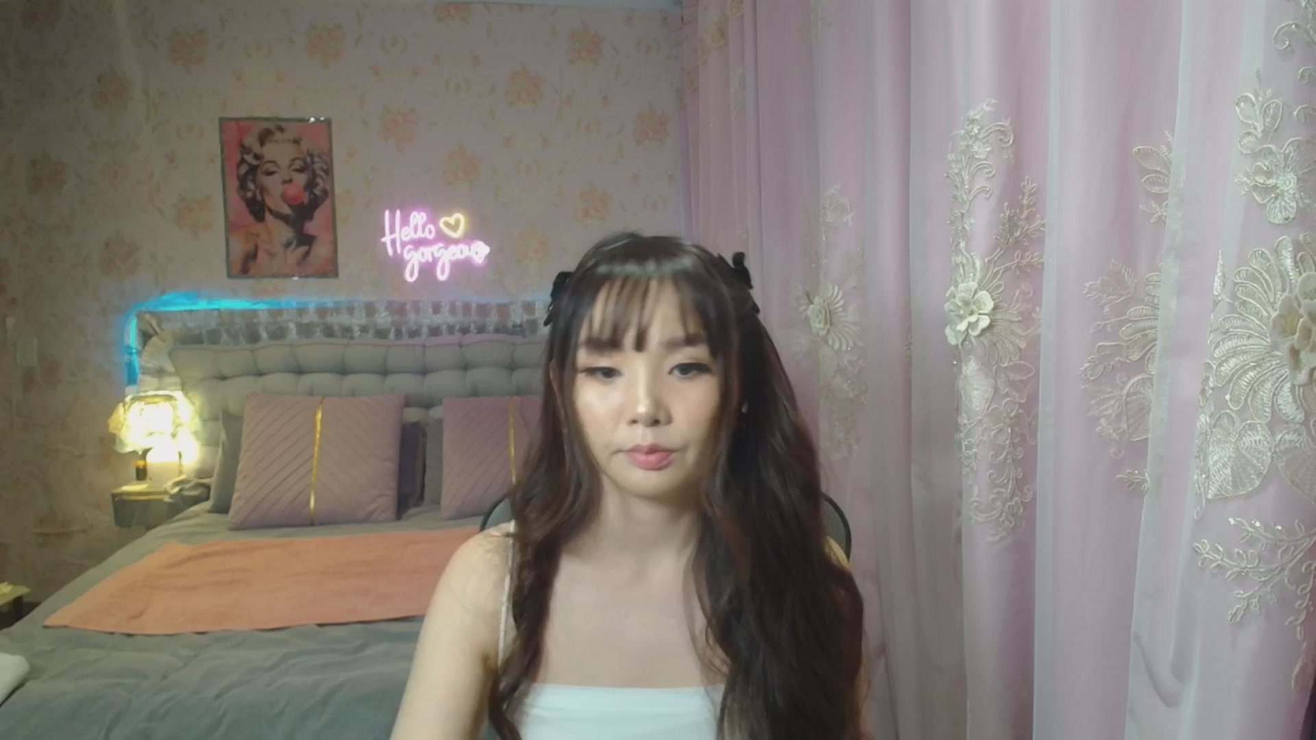 Gallery image thumbnail from HannaElite's myfreecams stream on, 06/22/2025, 08:05 image 1 of 20