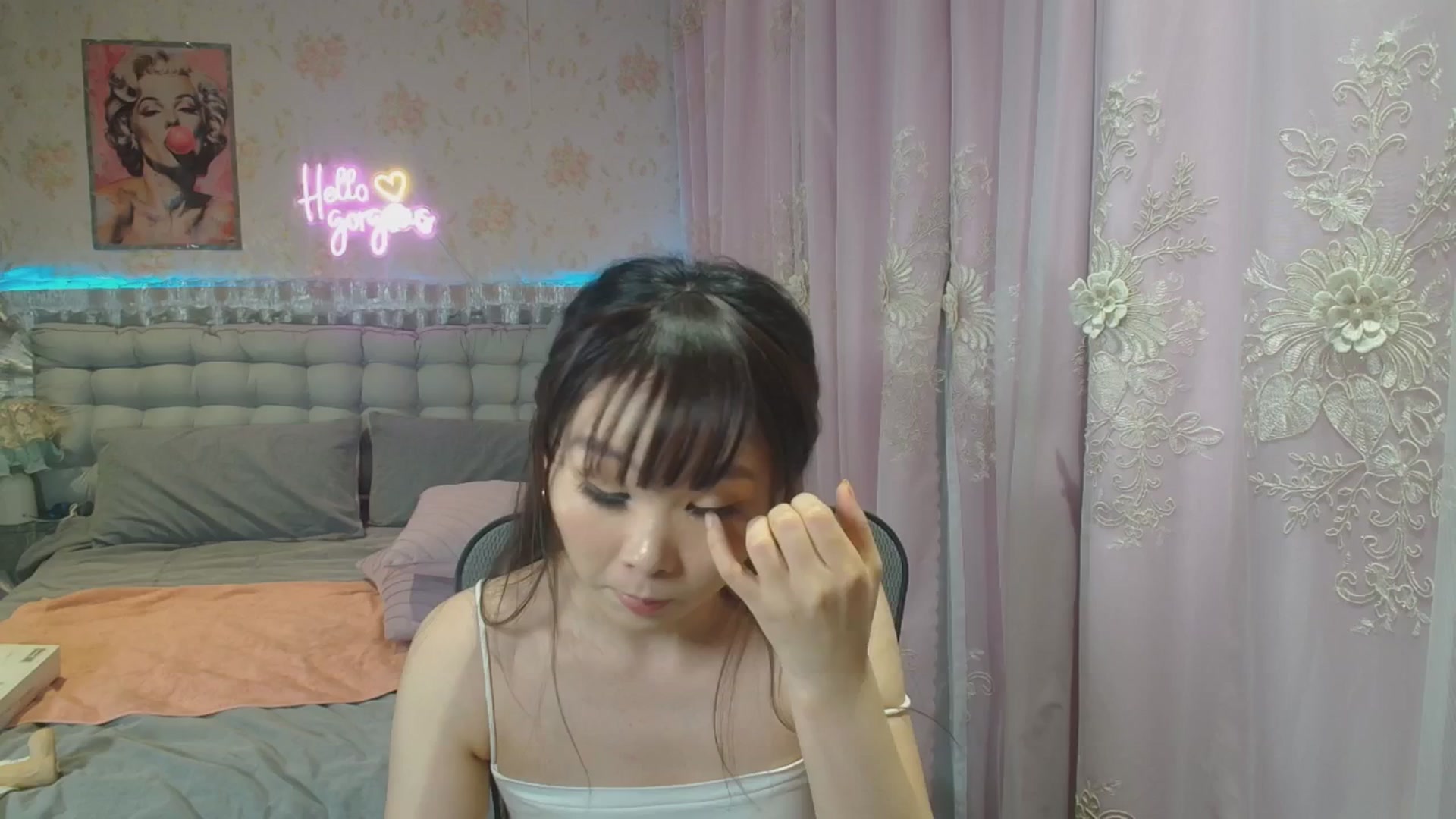 Gallery image thumbnail from HannaElite's myfreecams stream on, 06/29/2025, 11:18 image 16 of 20