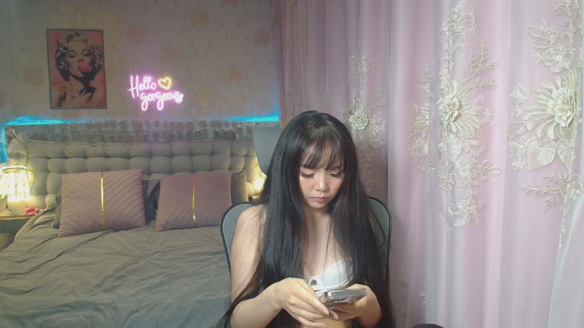 Gallery image thumbnail from HannaElite's myfreecams stream on, 07/25/2025, 10:26 image 14 of 20