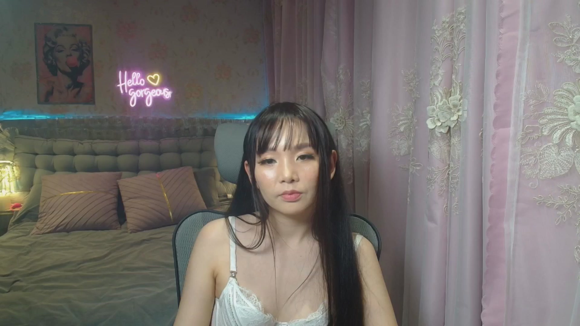 Gallery image thumbnail from HannaElite's myfreecams stream on, 07/26/2025, 12:03 image 9 of 20
