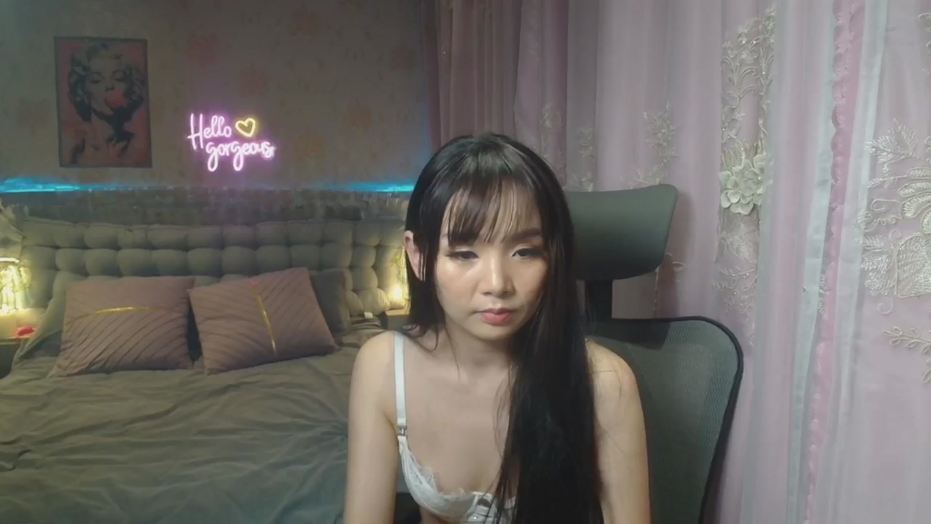 Gallery image thumbnail from HannaElite's myfreecams stream on, 07/26/2025, 12:03 image 3 of 20