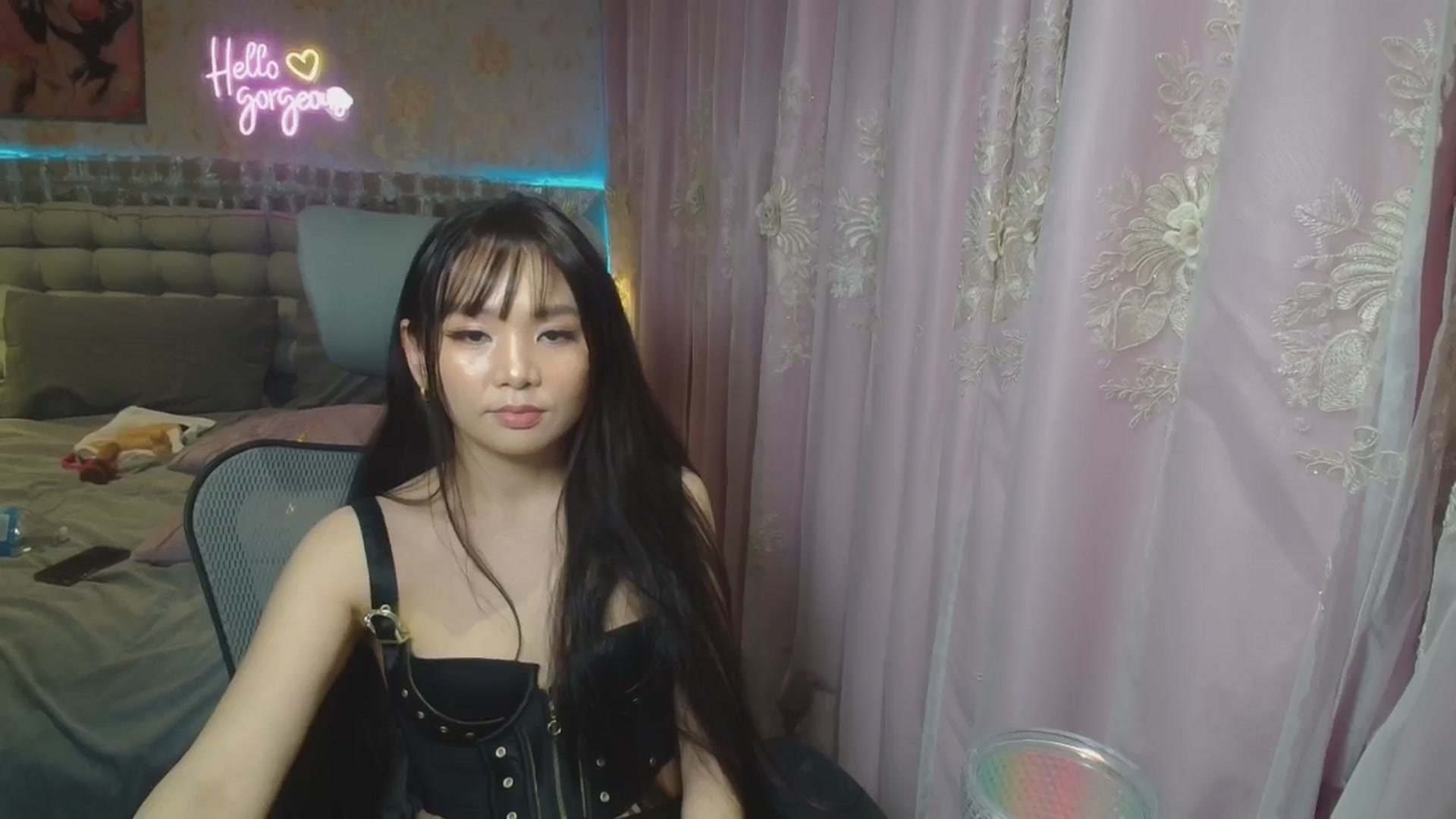 Gallery image thumbnail from HannaElite's myfreecams stream on, 08/01/2025, 12:12 image 16 of 20