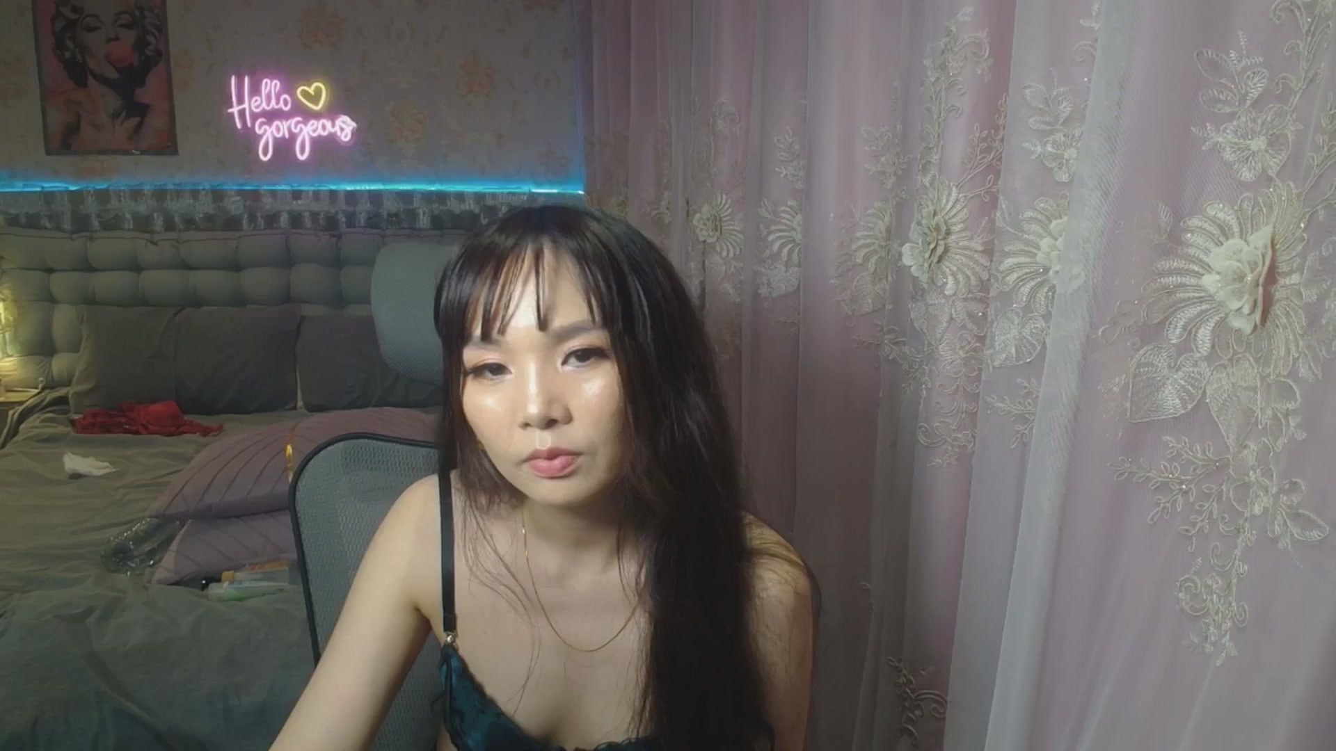 Gallery image thumbnail from HannaElite's myfreecams stream on, 08/03/2025, 07:53 image 17 of 20