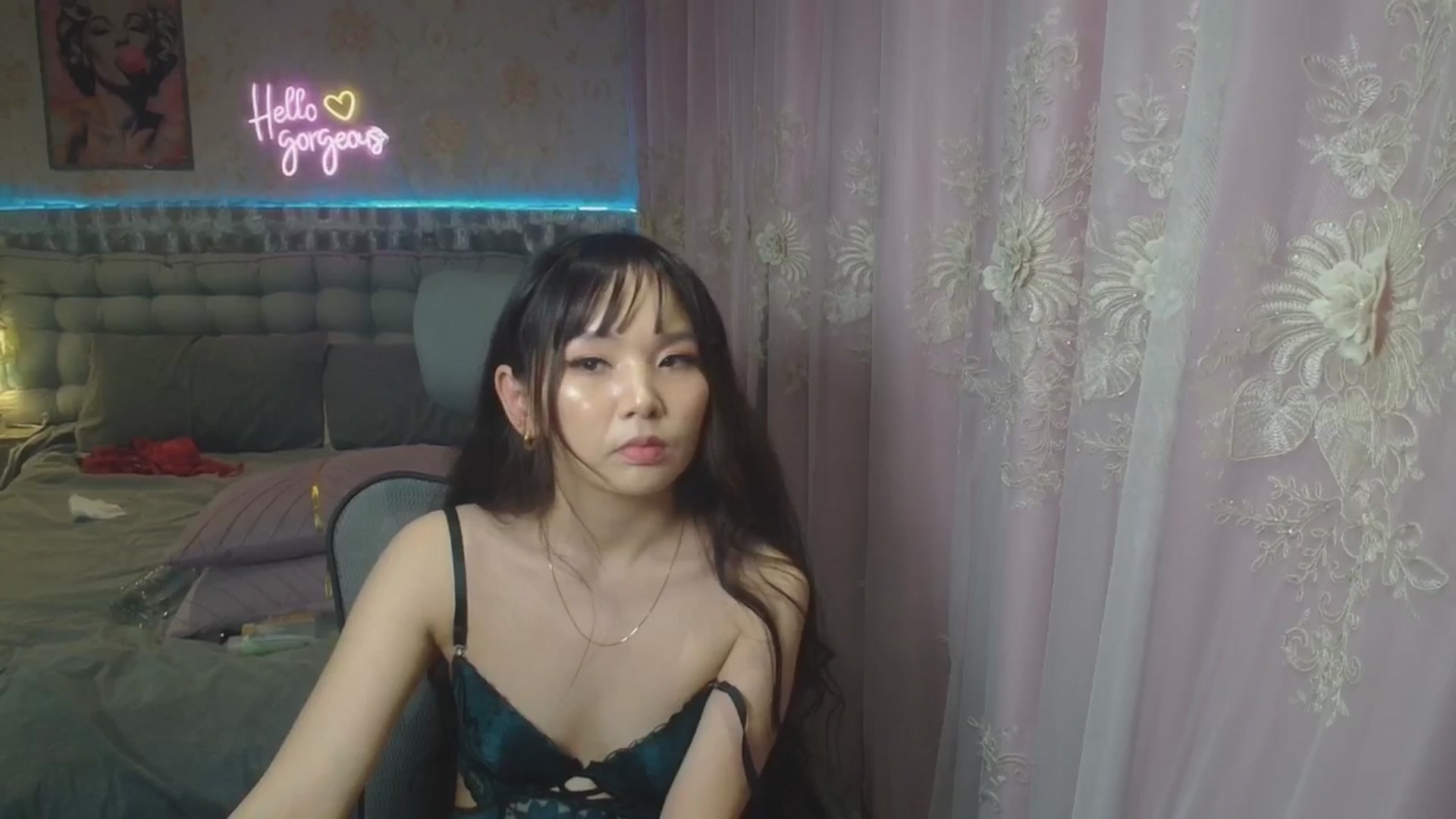 Gallery image thumbnail from HannaElite's myfreecams stream on, 08/03/2025, 07:53 image 18 of 20