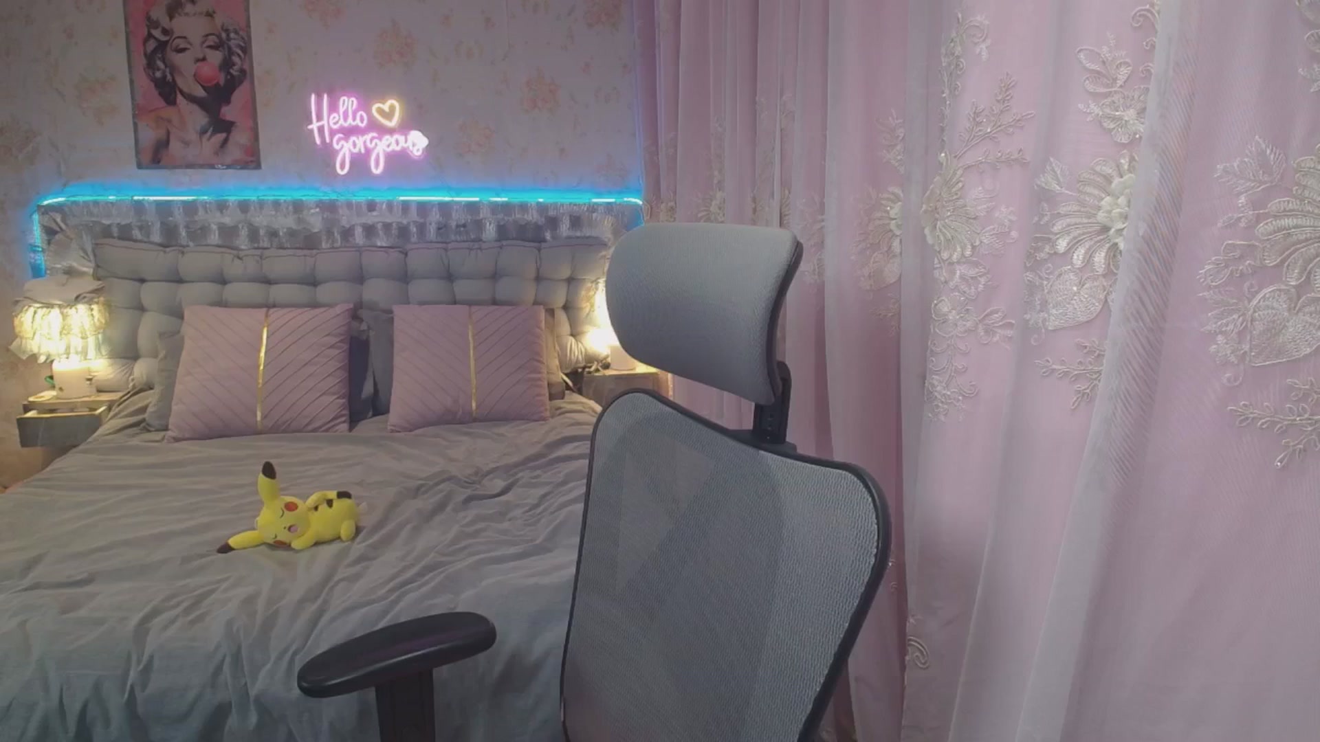 Gallery image thumbnail from HannaElite's myfreecams stream on, 08/08/2025, 12:20 image 1 of 20