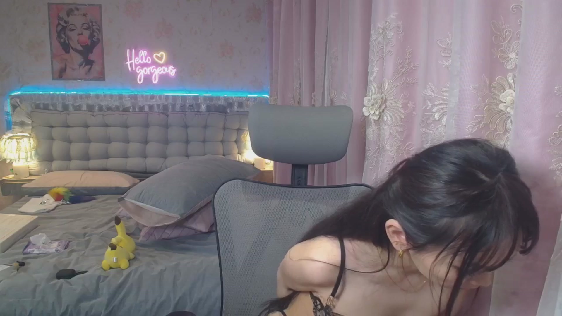 Gallery image thumbnail from HannaElite's myfreecams stream on, 08/09/2025, 12:31 image 6 of 20