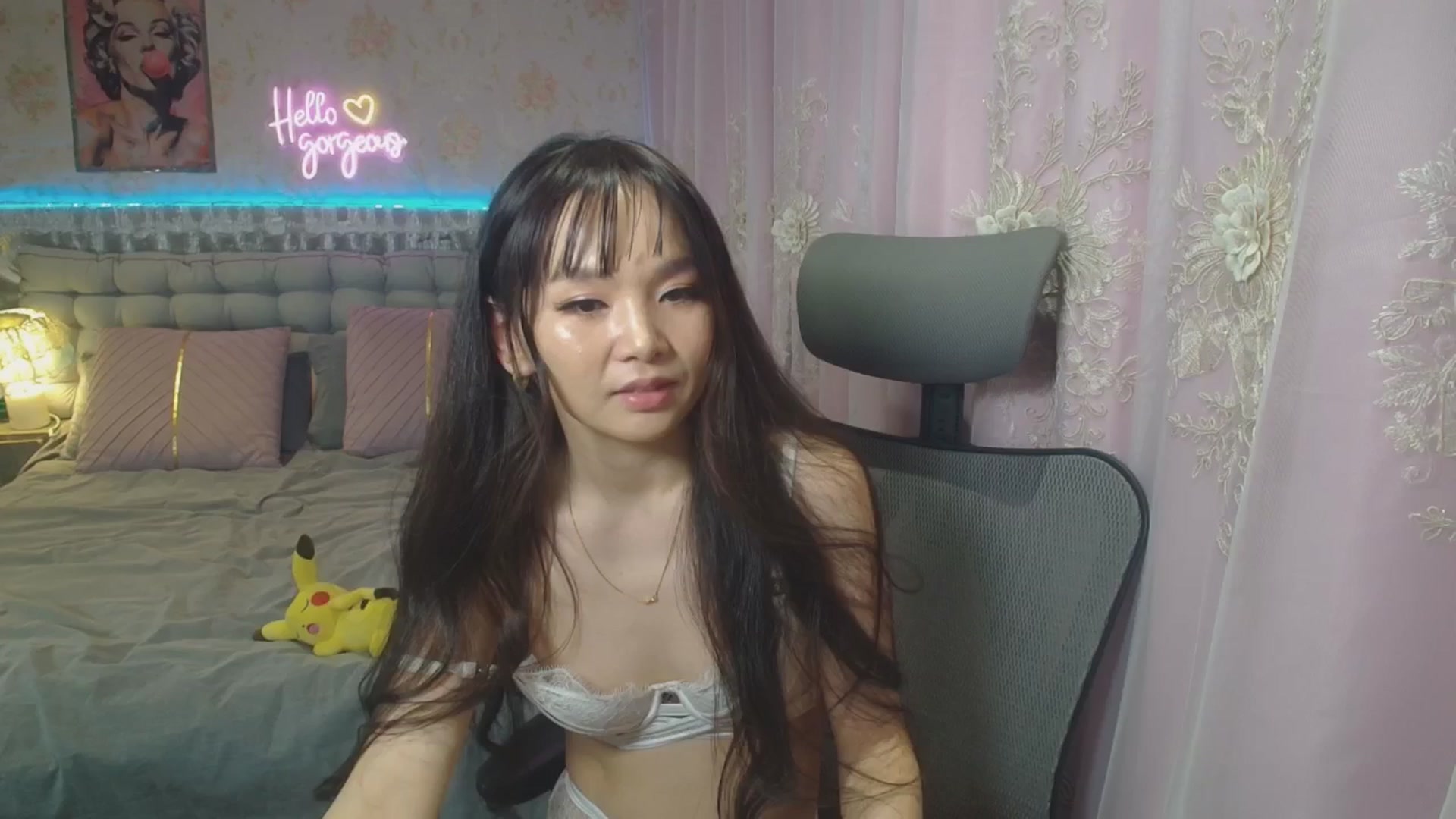 Gallery image thumbnail from HannaElite's myfreecams stream on, 08/10/2025, 11:19 image 13 of 20