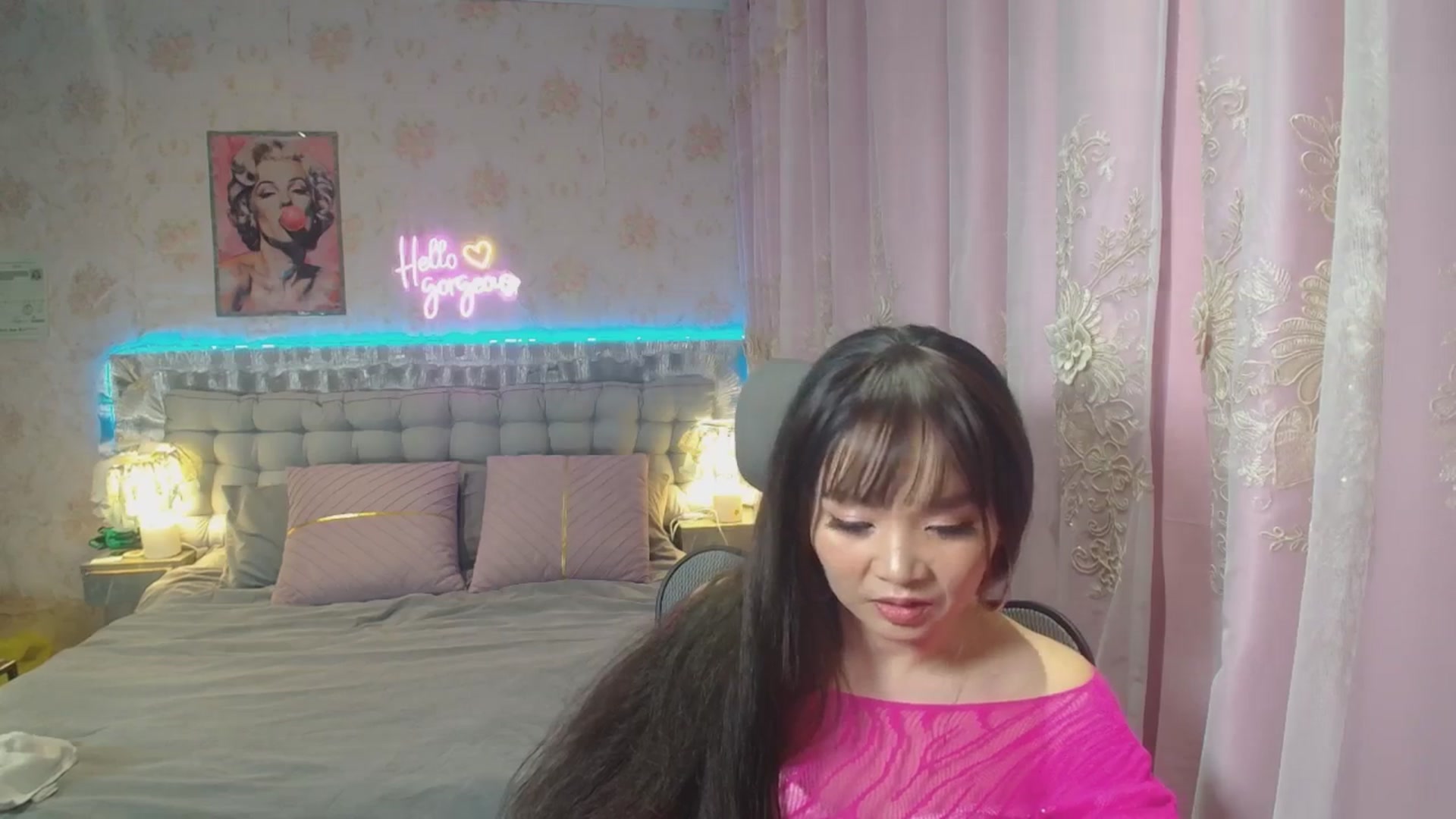 Gallery image thumbnail from HannaElite's myfreecams stream on, 08/16/2025, 09:15 image 17 of 20