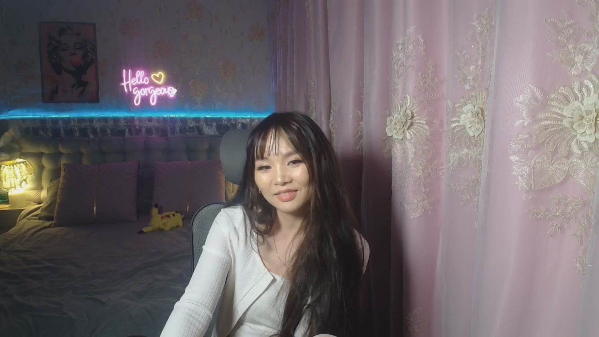 Gallery image thumbnail from HannaElite's myfreecams stream on, 08/17/2025, 12:33 image 17 of 20