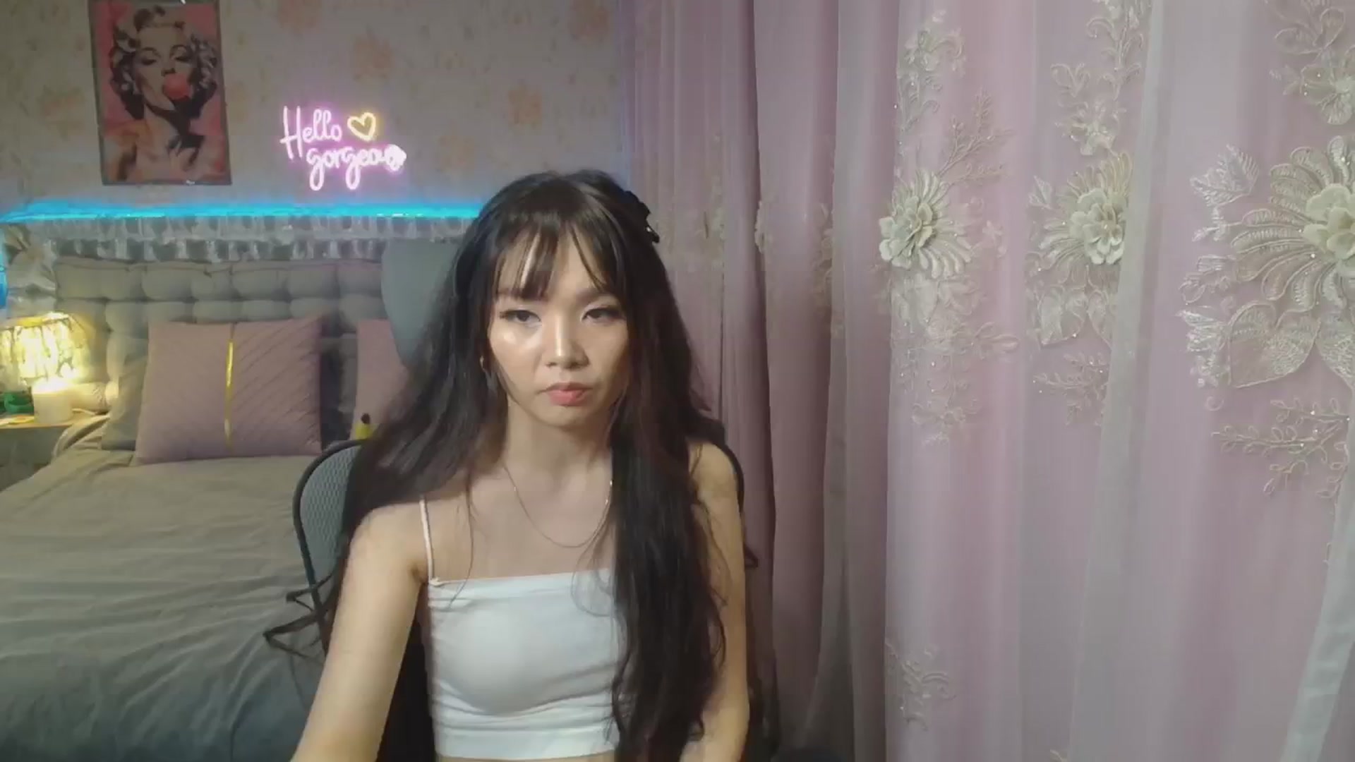 Gallery image thumbnail from HannaElite's myfreecams stream on, 08/17/2025, 12:33 image 5 of 20