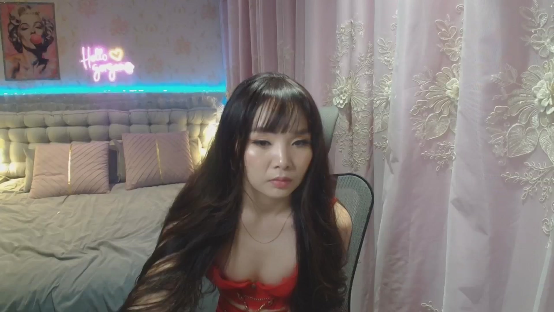 Gallery image thumbnail from HannaElite's myfreecams stream on, 08/29/2025, 10:16 image 5 of 20