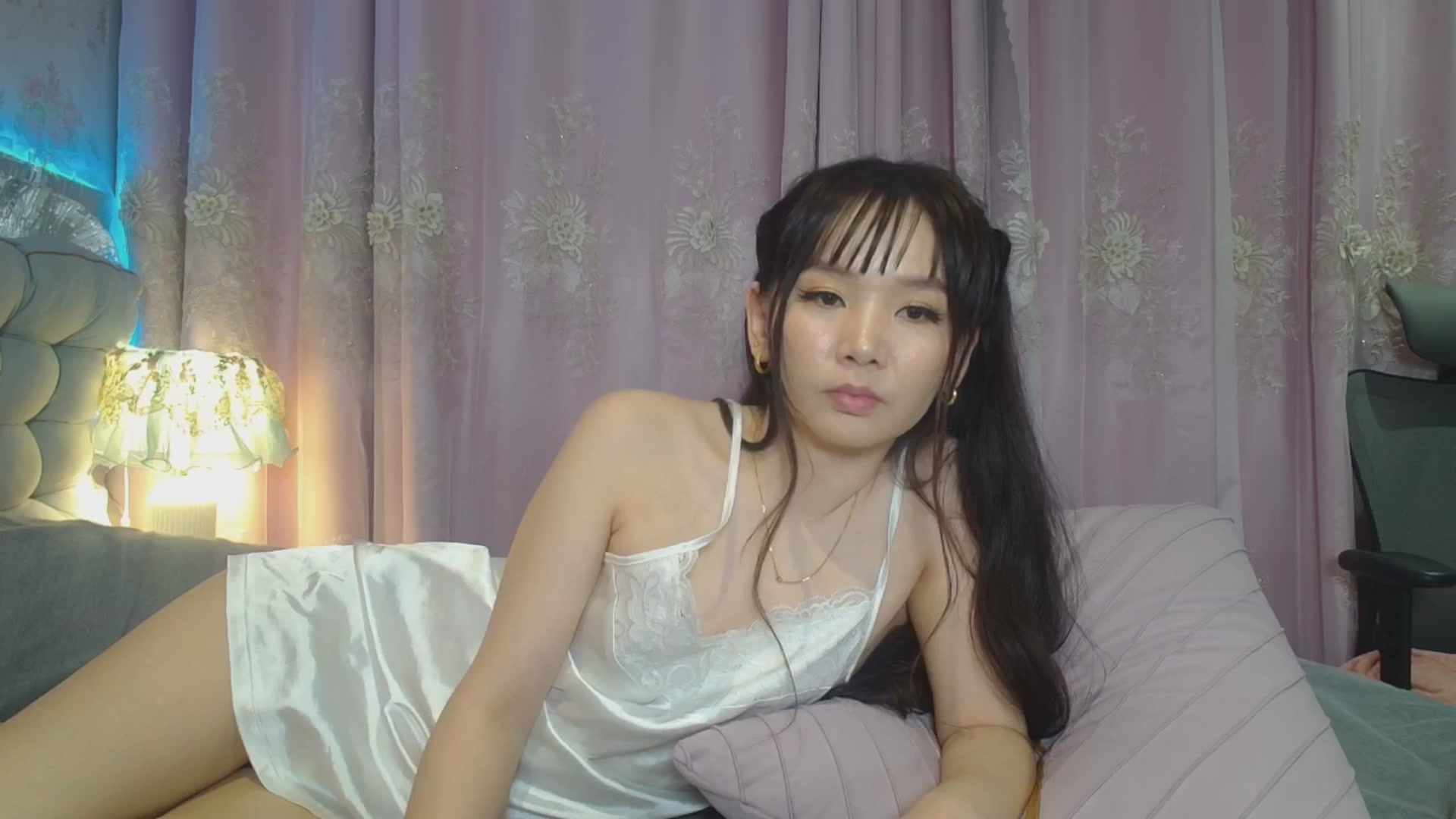 Gallery image thumbnail from HannaElite's myfreecams stream on, 08/31/2025, 12:51 image 18 of 20