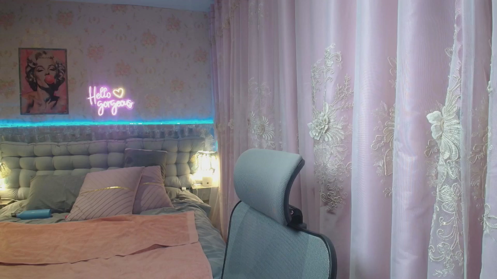 Gallery image thumbnail from HannaElite's myfreecams stream on, 09/21/2025, 12:39 image 11 of 20
