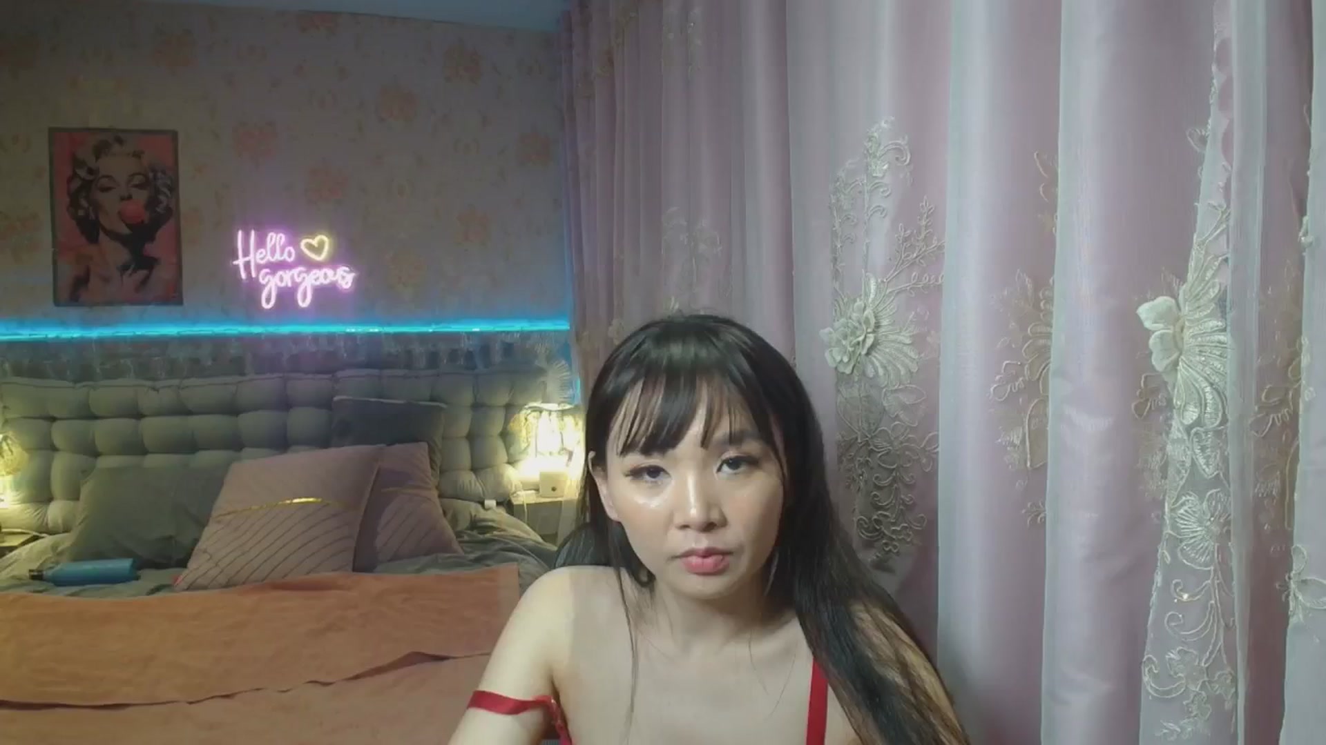 Gallery image thumbnail from HannaElite's myfreecams stream on, 09/21/2025, 12:39 image 14 of 20