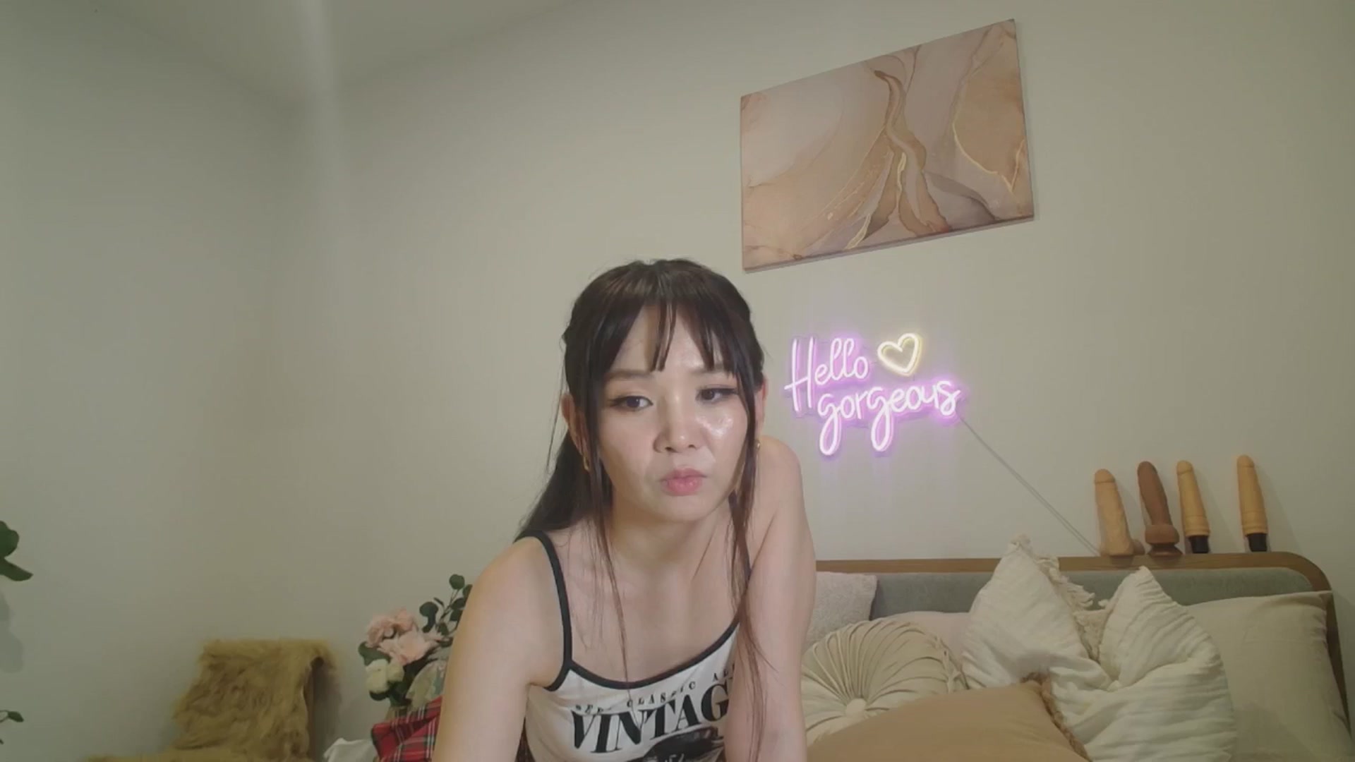 Gallery image thumbnail from HannaElite's myfreecams stream on, 11/02/2025, 12:06 image 13 of 20