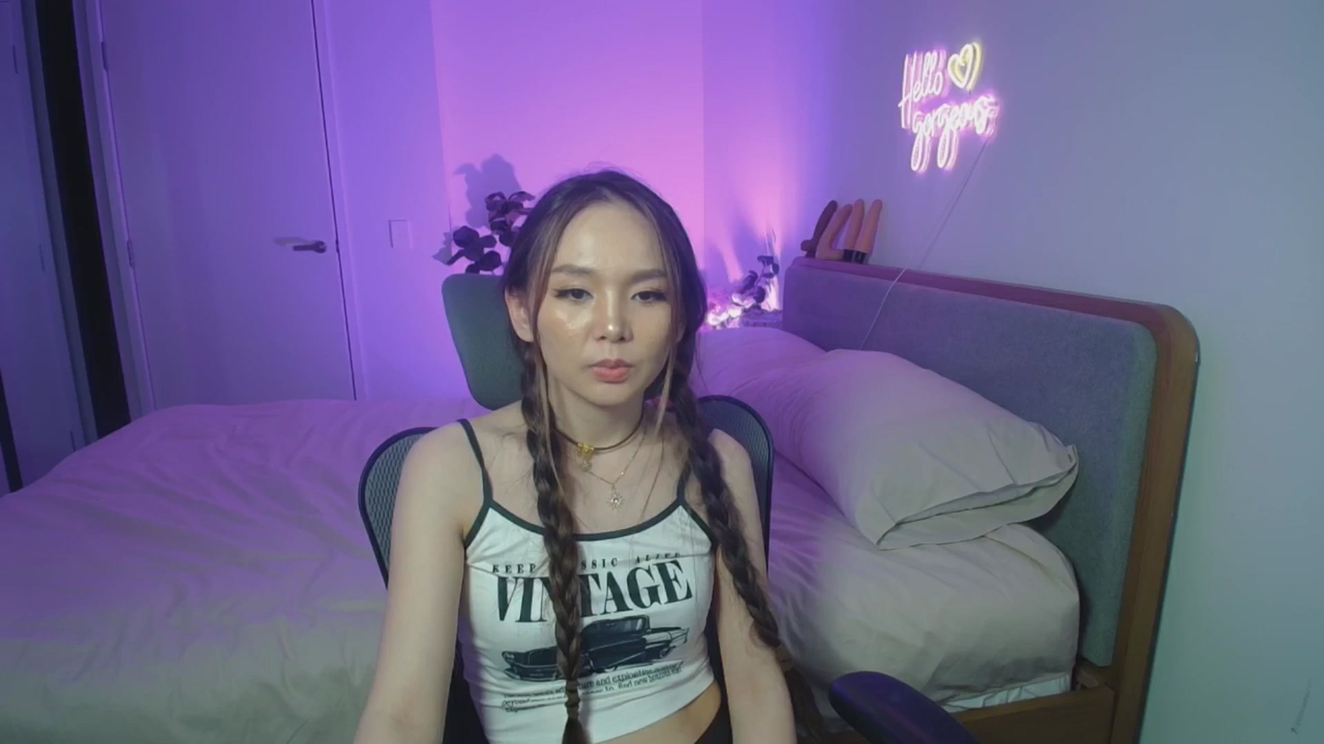 Gallery image thumbnail from HannaElite's myfreecams stream on, 11/22/2025, 11:02 image 7 of 20