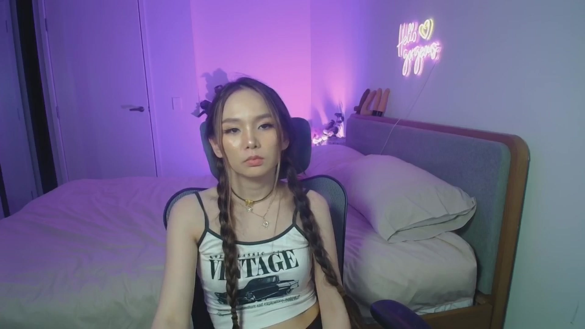 Gallery image thumbnail from HannaElite's myfreecams stream on, 11/22/2025, 11:02 image 8 of 20