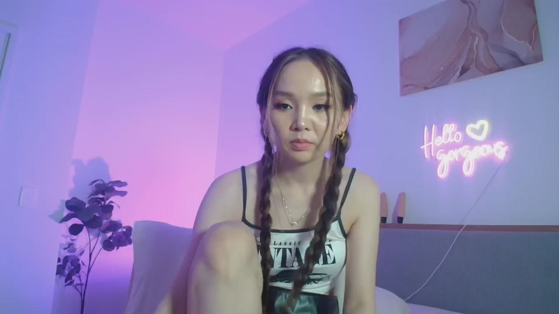 Gallery image thumbnail from HannaElite's myfreecams stream on, 11/23/2025, 10:02 image 12 of 20
