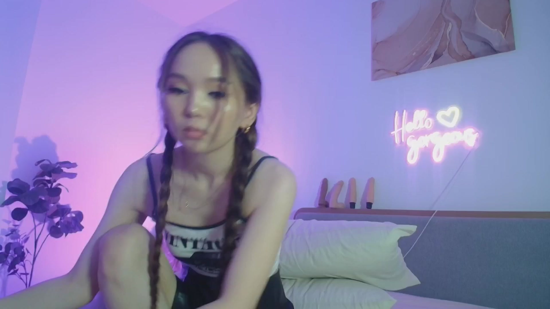Gallery image thumbnail from HannaElite's myfreecams stream on, 11/23/2025, 11:33 image 13 of 20