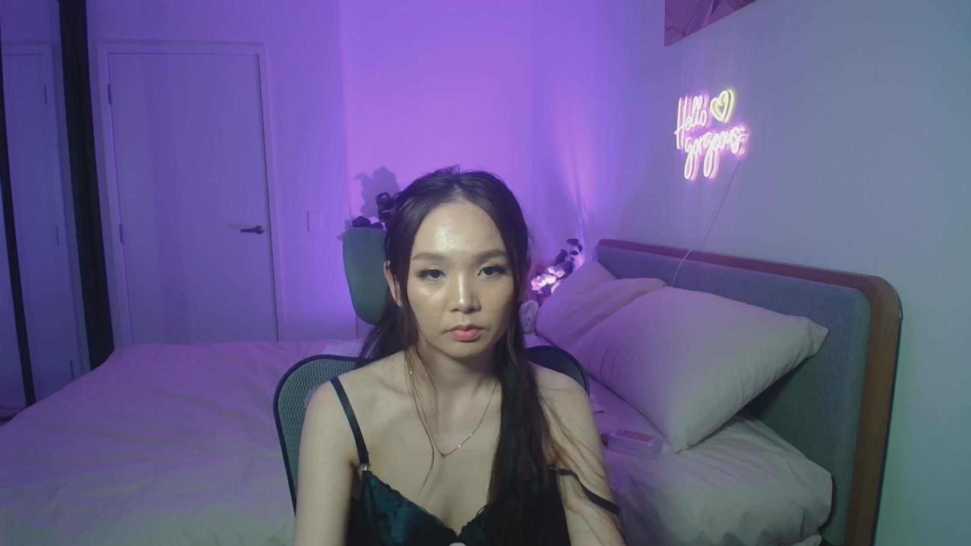 Gallery image thumbnail from HannaElite's myfreecams stream on, 11/30/2025, 11:57 image 11 of 20