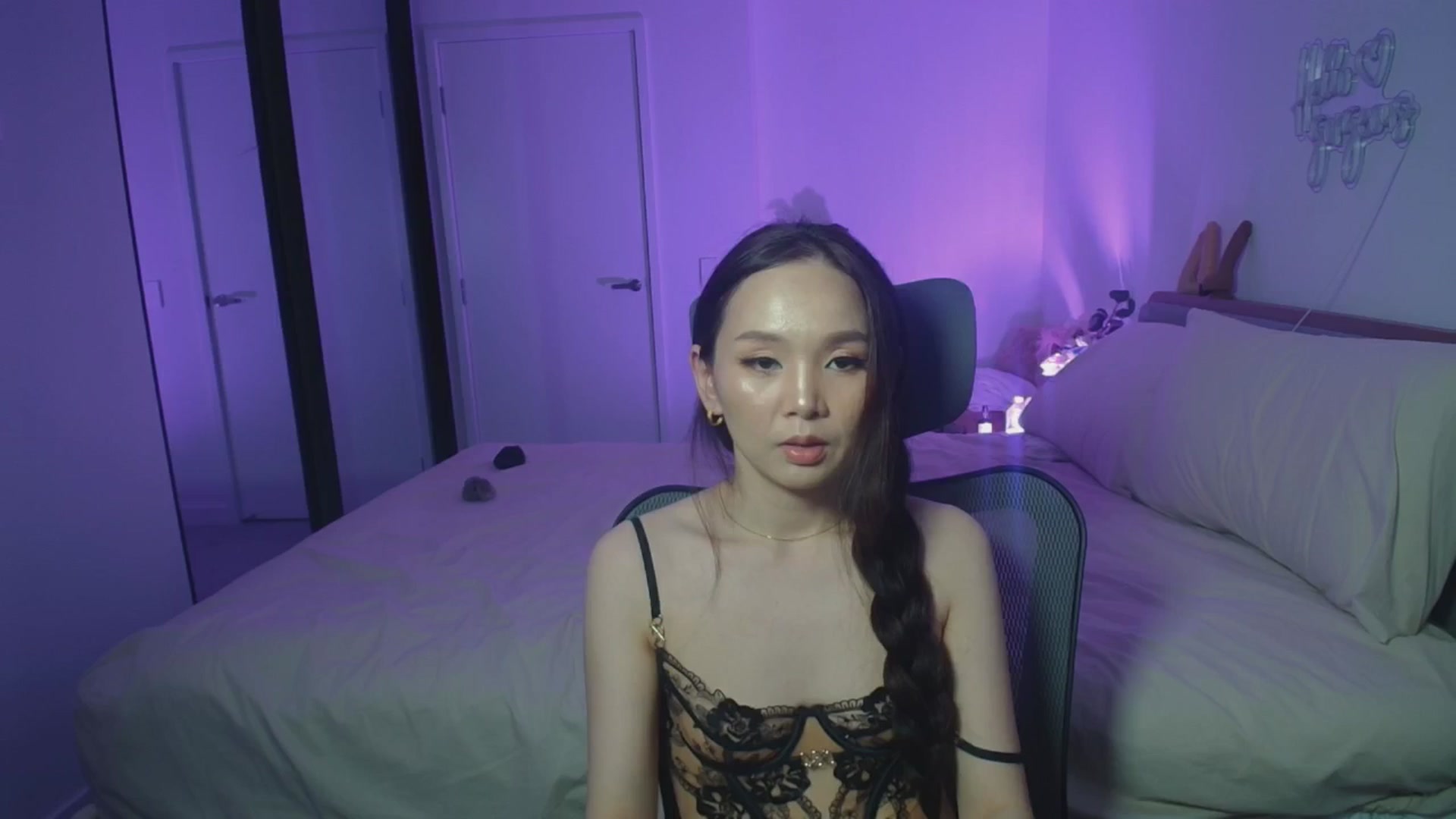Gallery image thumbnail from HannaElite's myfreecams stream on, 12/07/2025, 11:26 image 4 of 20