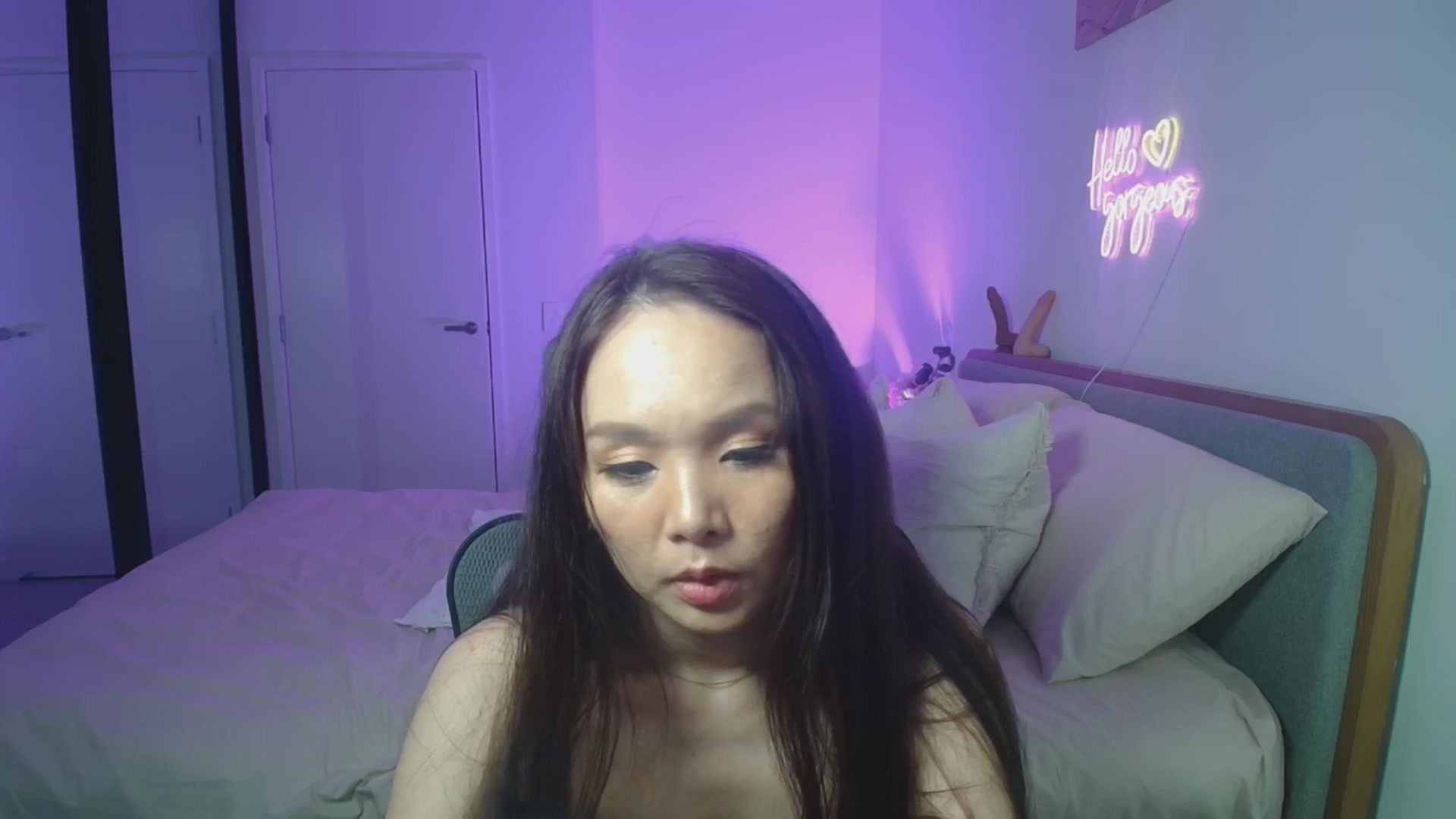 Gallery image thumbnail from HannaElite's myfreecams stream on, 12/14/2025, 11:11 image 9 of 20