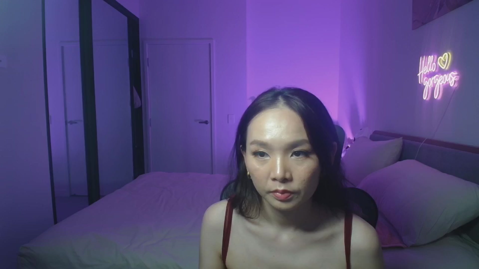 Gallery image thumbnail from HannaElite's myfreecams stream on, 12/18/2025, 11:09 image 7 of 20