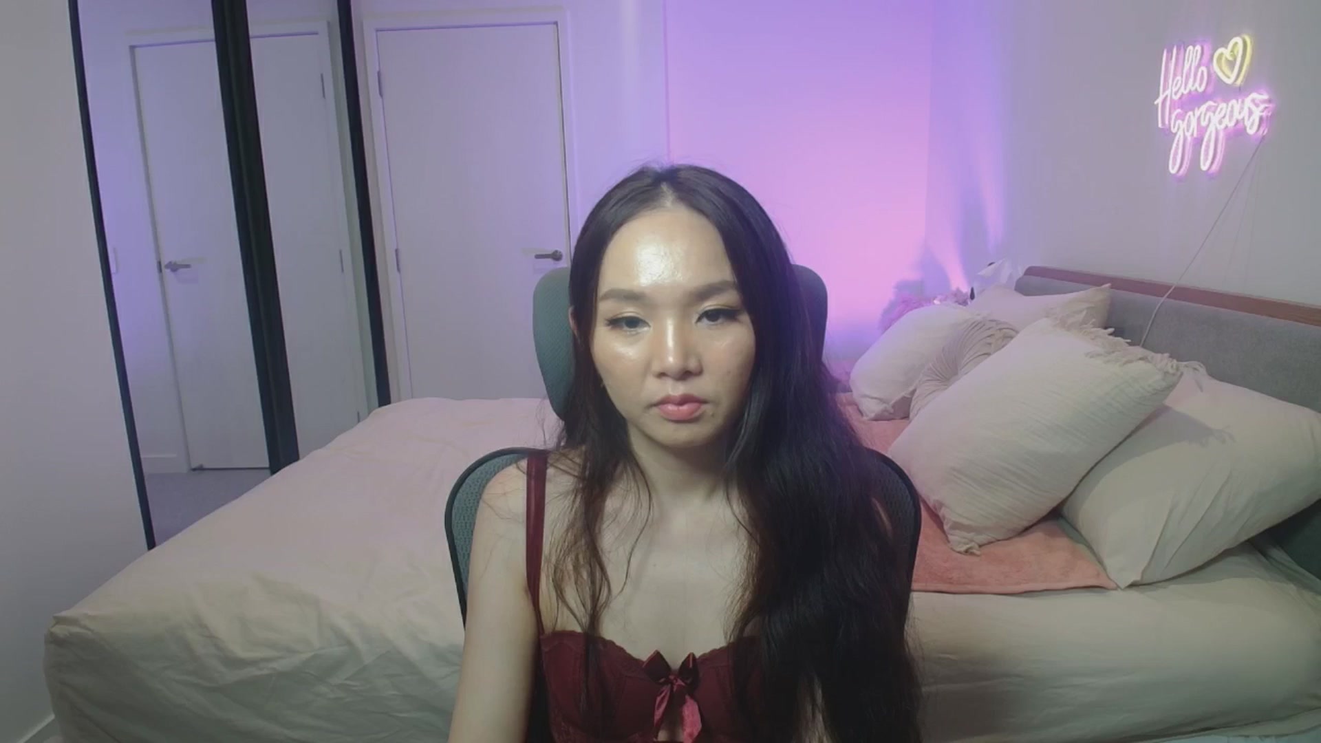 Gallery image thumbnail from HannaElite's myfreecams stream on, 12/18/2025, 11:09 image 18 of 20