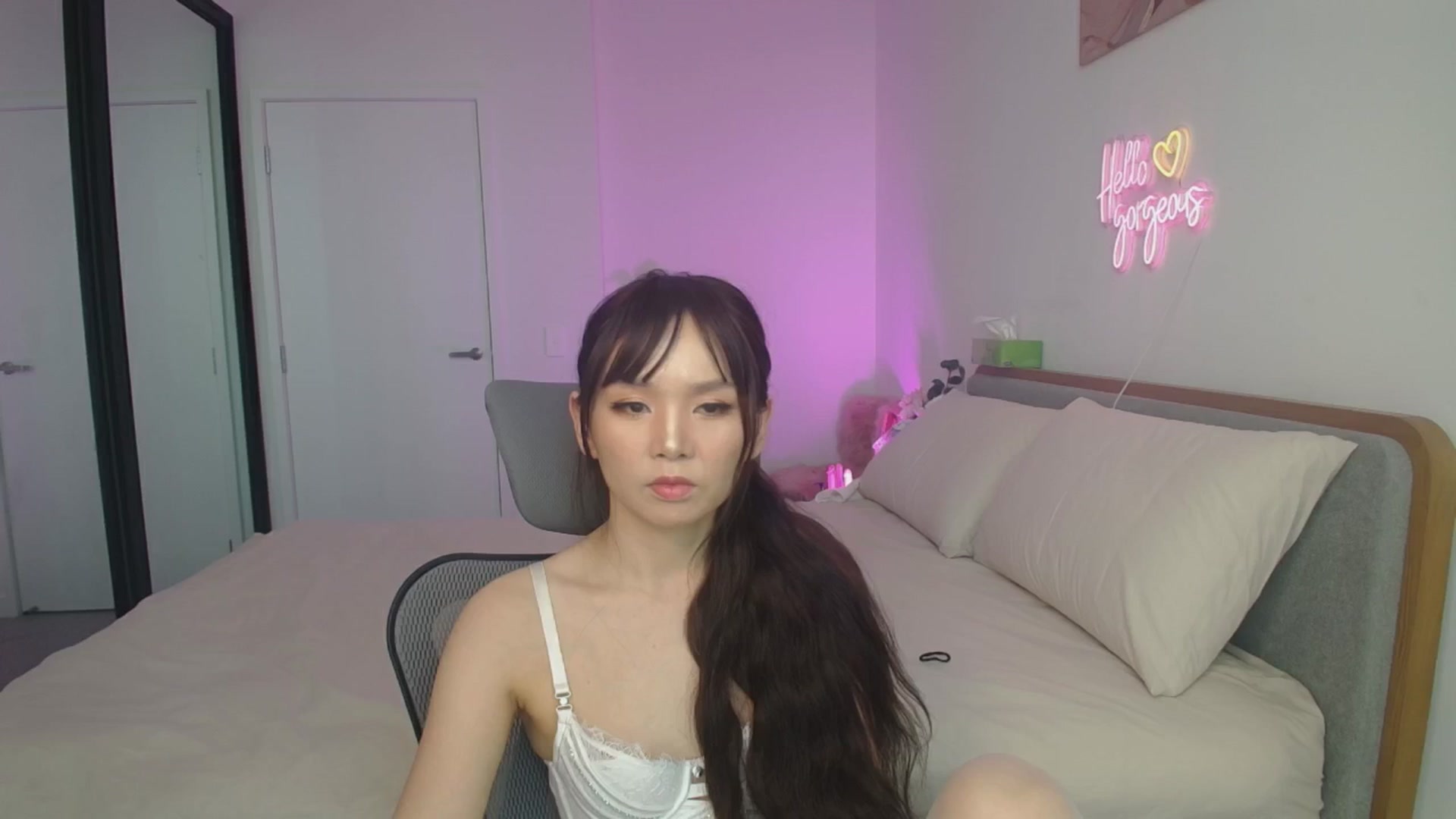 Gallery image thumbnail from HannaElite's myfreecams stream on, 12/26/2025, 06:03 image 7 of 20