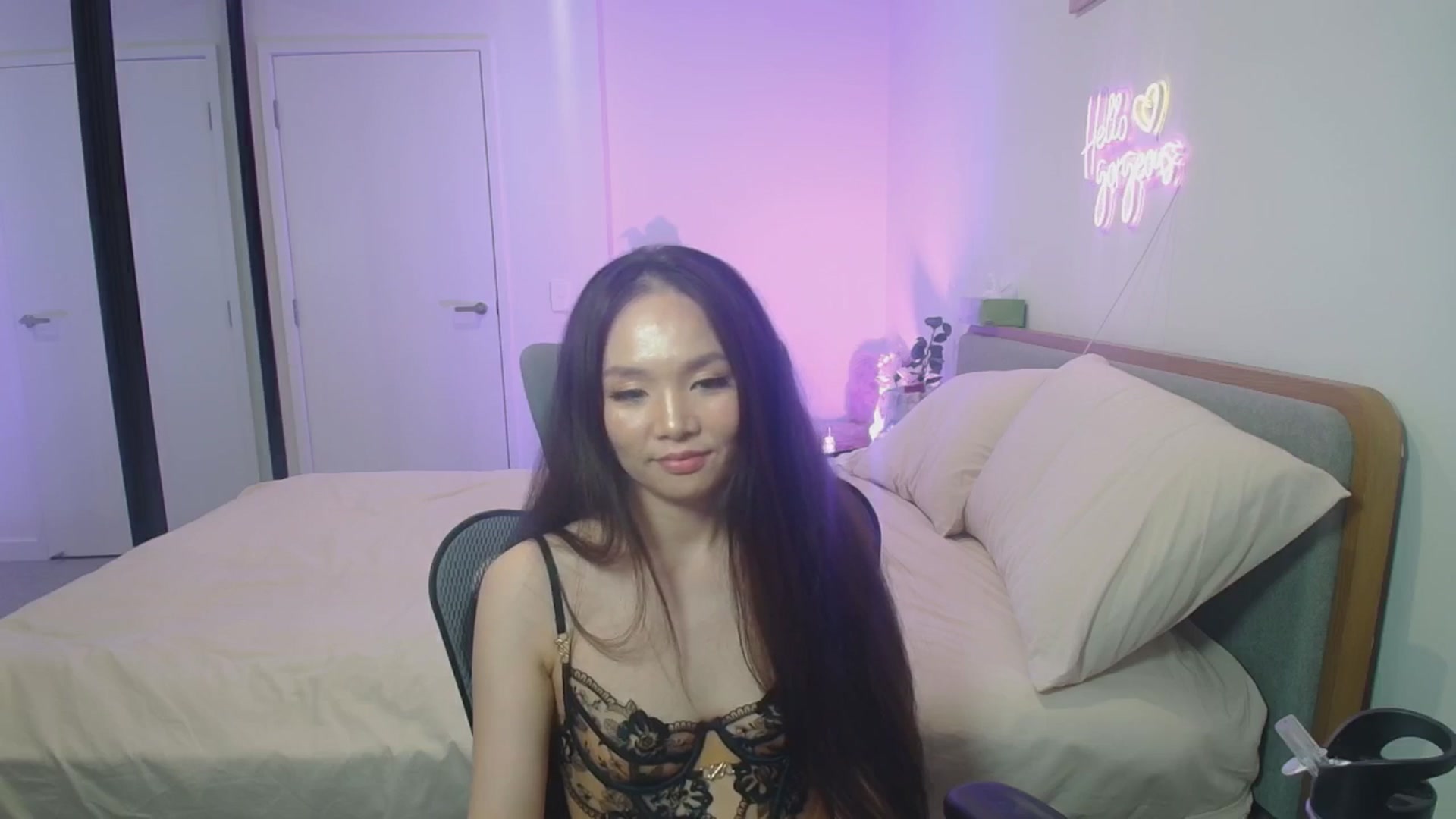 Gallery image thumbnail from HannaElite's myfreecams stream on, 01/17/2026, 13:35 image 7 of 20