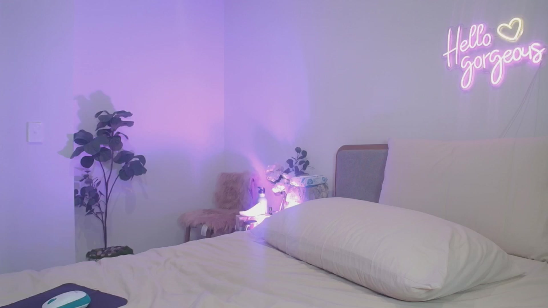 Gallery image thumbnail from HannaElite's myfreecams stream on, 02/15/2026, 12:07 image 16 of 20