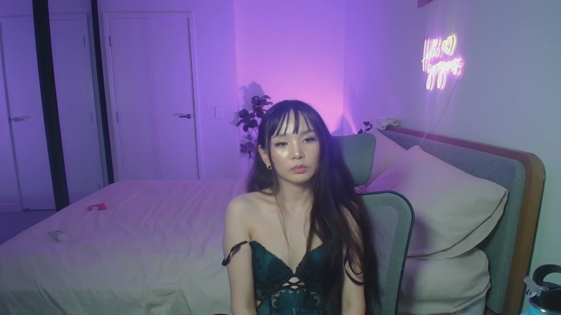 Gallery image thumbnail from HannaElite's myfreecams stream on, 02/22/2026, 13:15 image 17 of 20