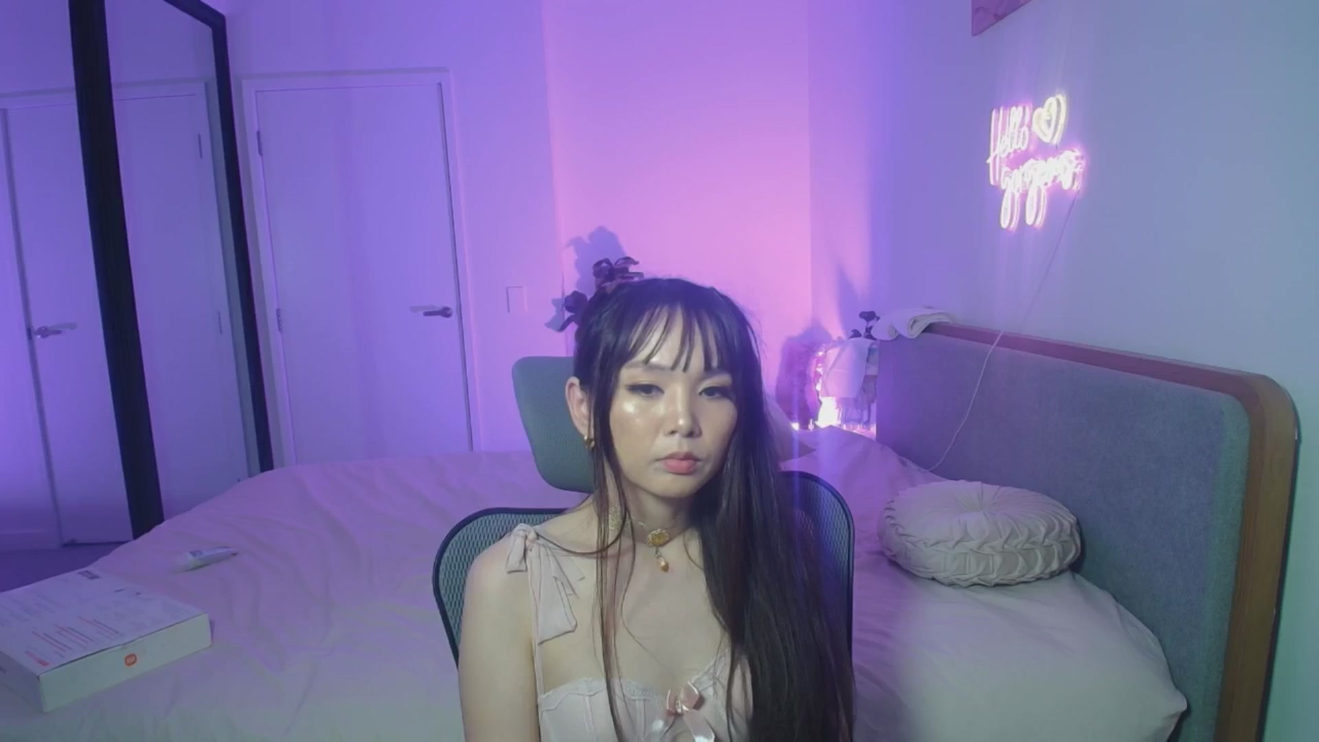 Gallery image thumbnail from HannaElite's myfreecams stream on, 03/15/2026, 12:32 image 9 of 20