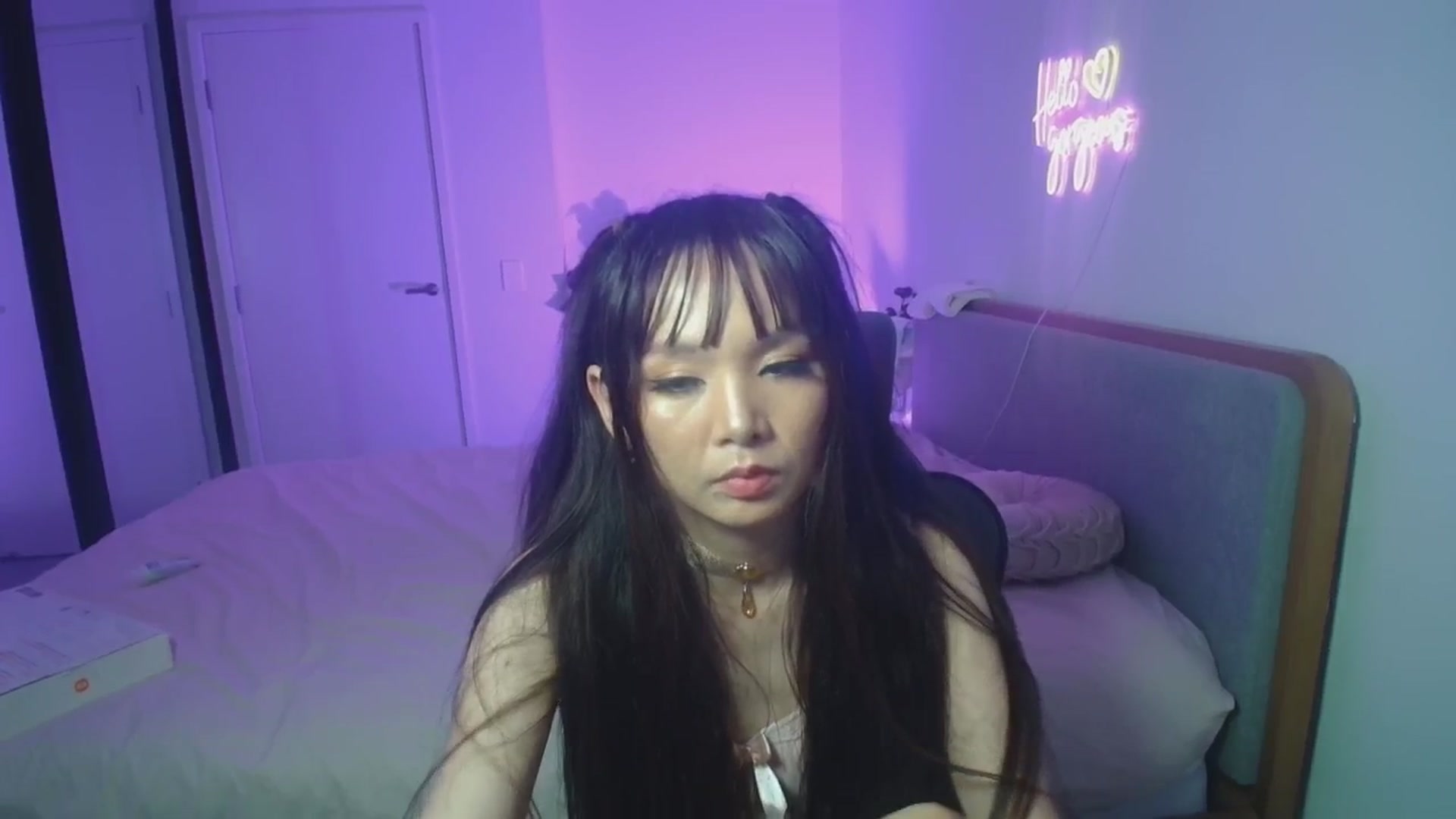 Gallery image thumbnail from HannaElite's myfreecams stream on, 03/15/2026, 12:32 image 14 of 20