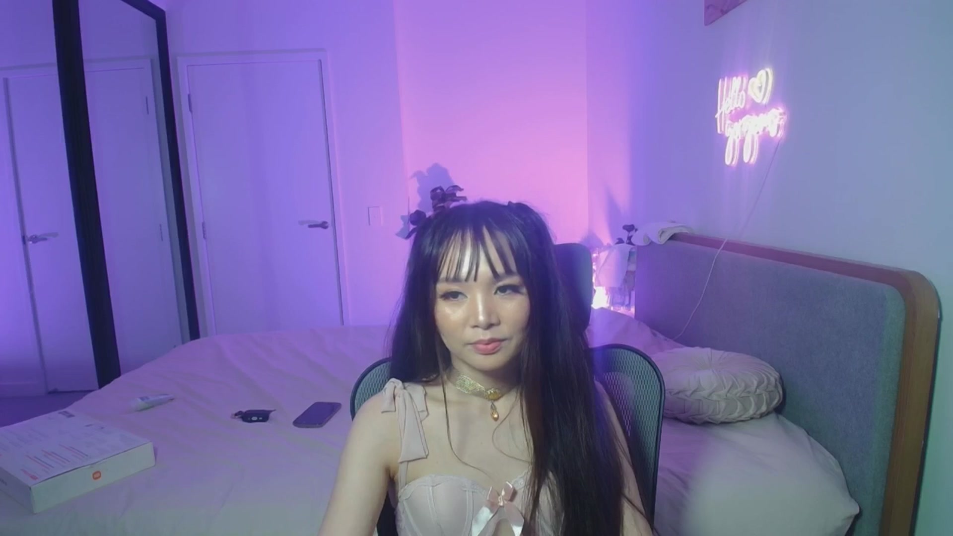 Gallery image thumbnail from HannaElite's myfreecams stream on, 03/15/2026, 12:32 image 7 of 20