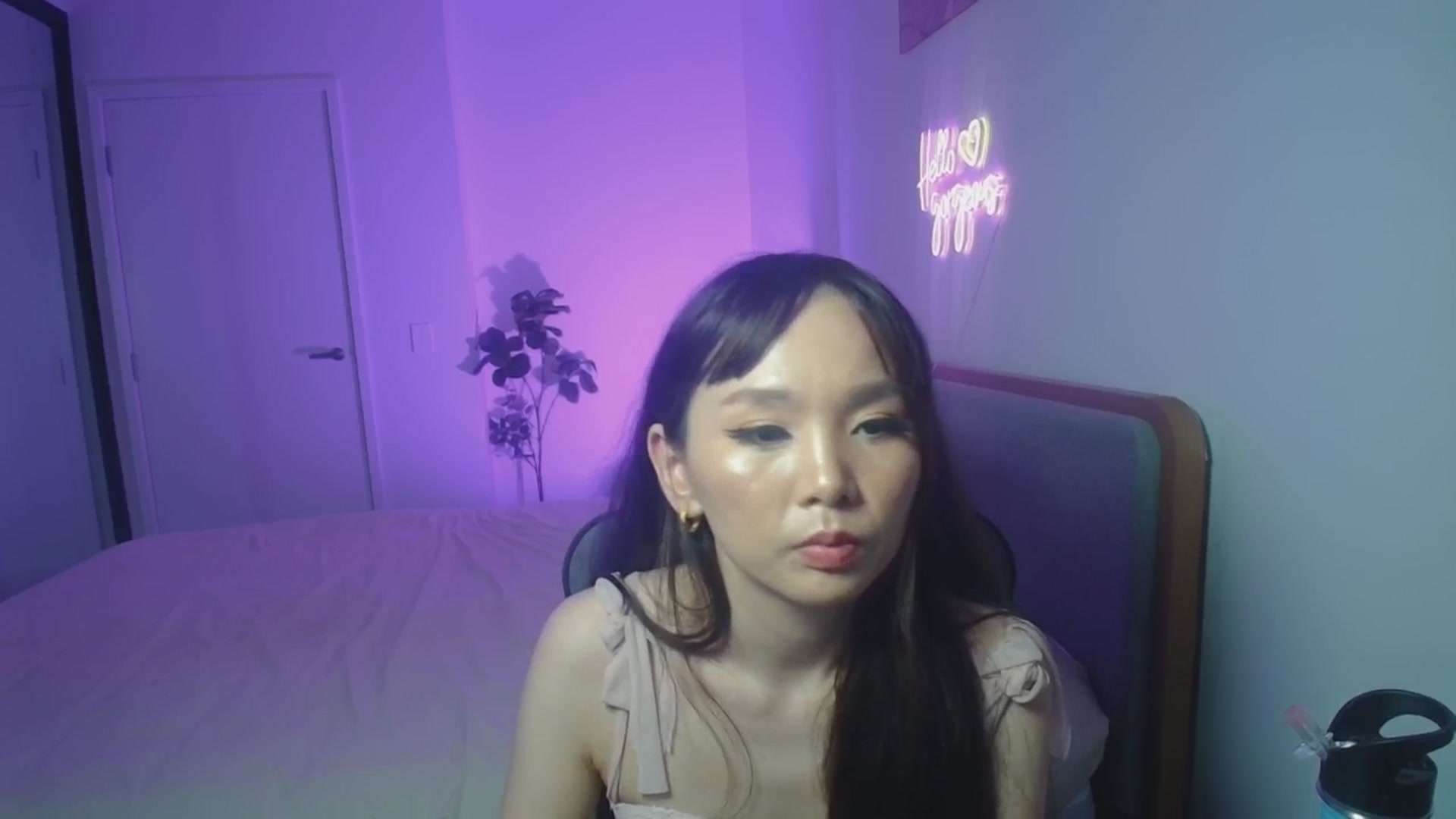 Gallery image thumbnail from HannaElite's myfreecams stream on, 03/23/2026, 10:44 image 6 of 20