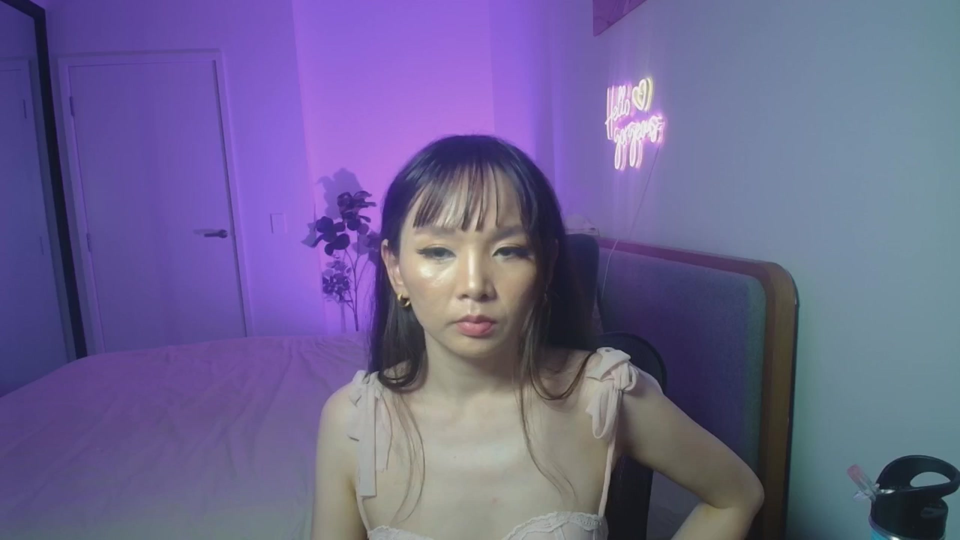 Gallery image thumbnail from HannaElite's myfreecams stream on, 03/23/2026, 10:44 image 1 of 20