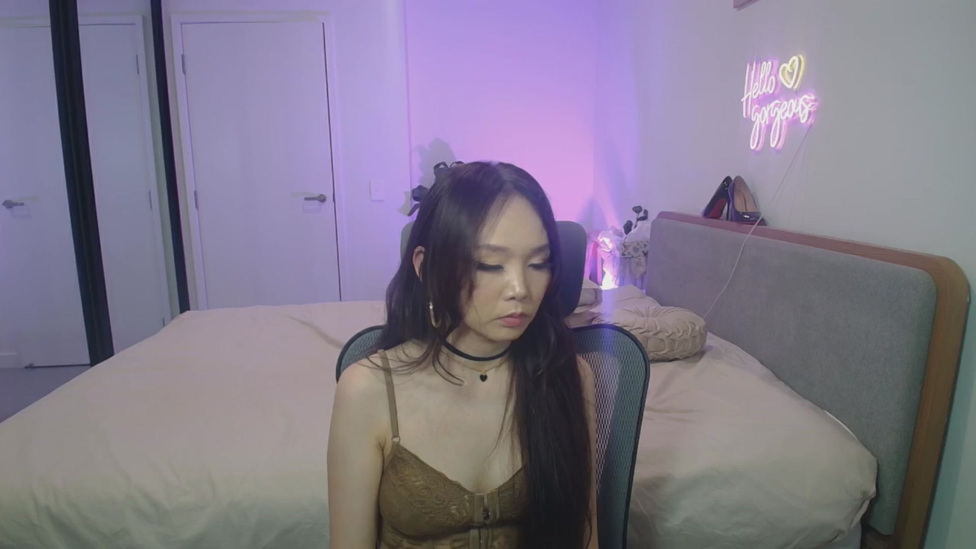 Gallery image thumbnail from HannaElite's myfreecams stream on, 03/30/2026, 09:37 image 19 of 20