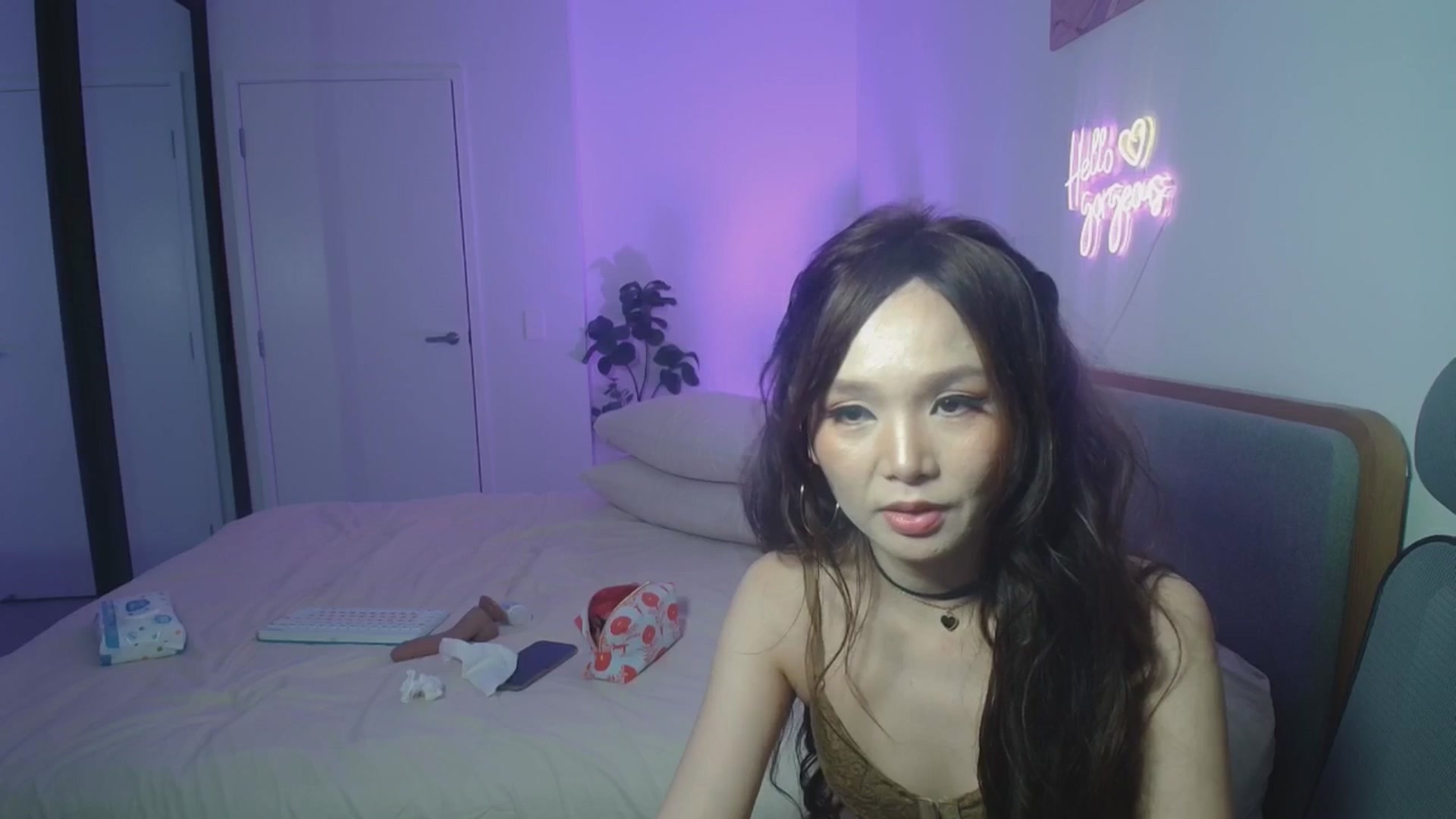 Gallery image thumbnail from HannaElite's myfreecams stream on, 04/11/2026, 11:48 image 3 of 20