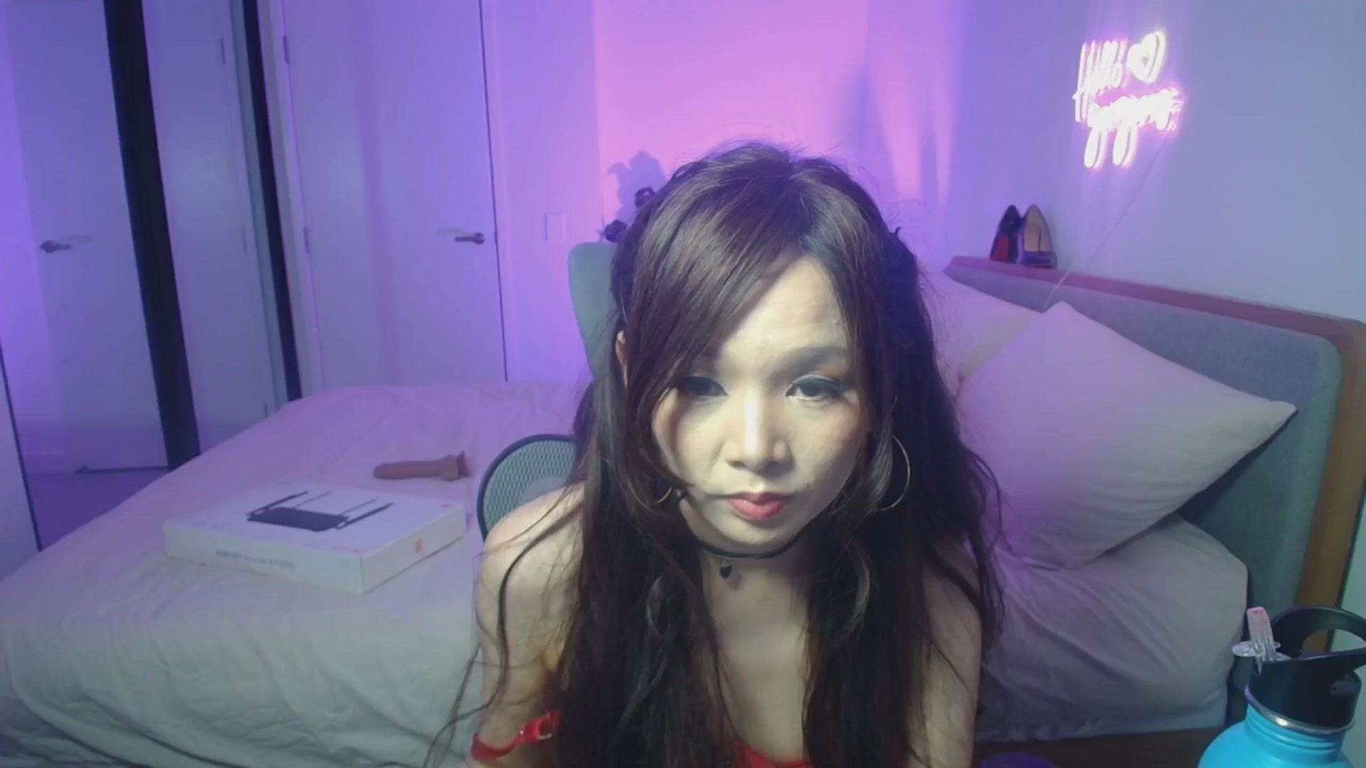 Gallery image thumbnail from HannaElite's myfreecams stream on, 04/12/2026, 08:48 image 1 of 20