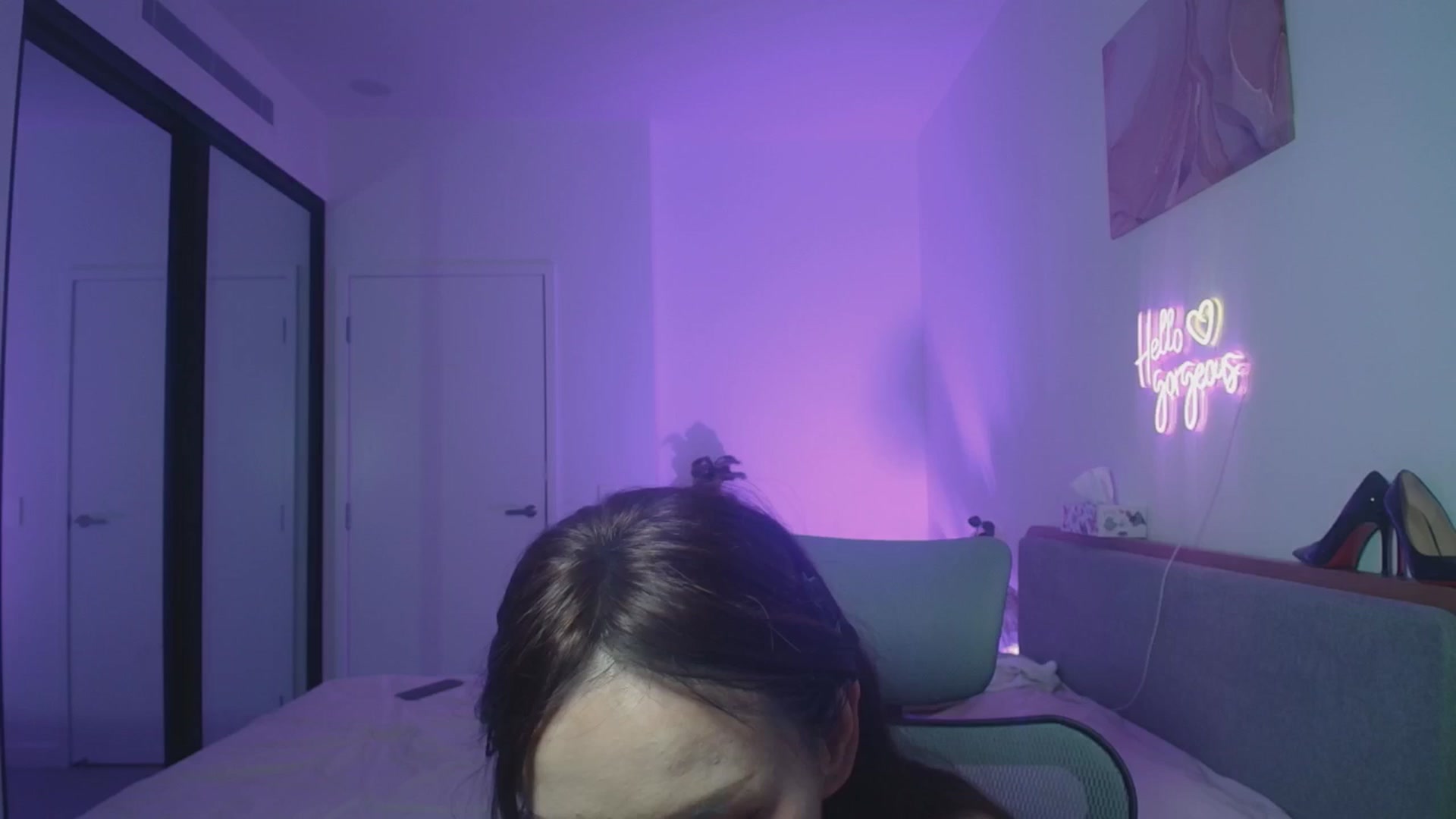 Gallery image thumbnail from HannaElite's myfreecams stream on, 05/03/2026, 08:37 image 2 of 20
