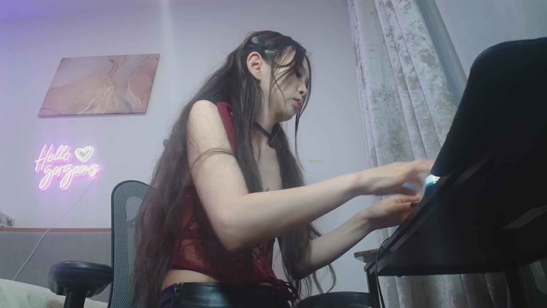Gallery image thumbnail from HannaElite's myfreecams stream on, 05/03/2026, 09:53 image 18 of 20