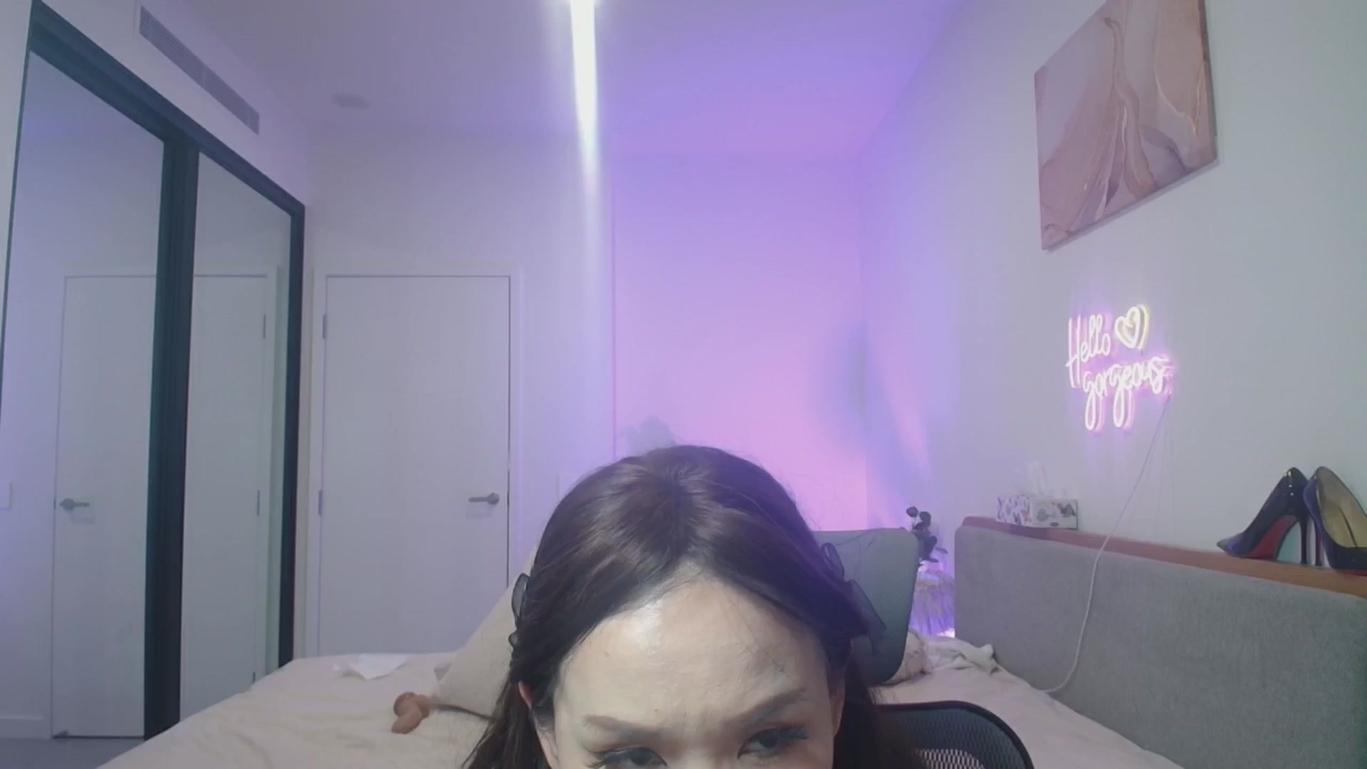 Gallery image thumbnail from HannaElite's myfreecams stream on, 05/03/2026, 09:53 image 10 of 20