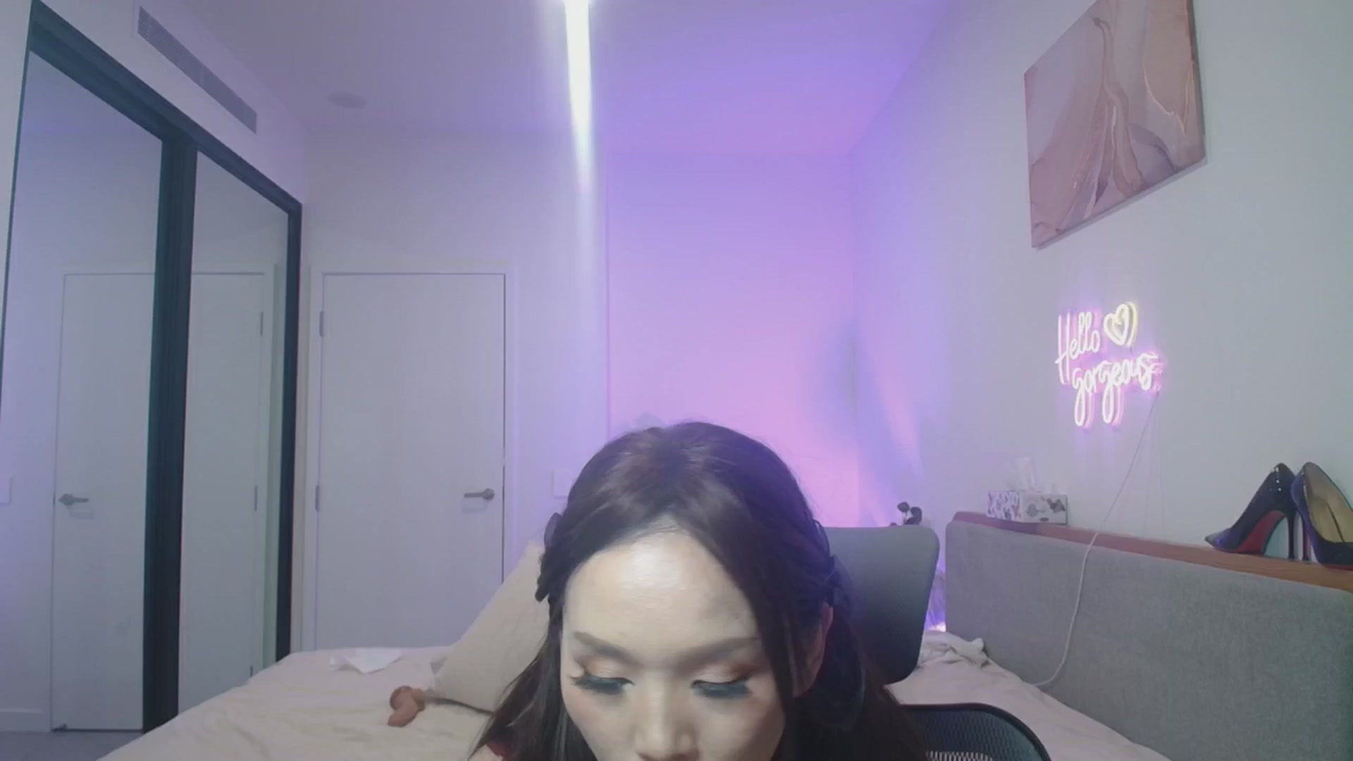 Gallery image thumbnail from HannaElite's myfreecams stream on, 05/03/2026, 09:53 image 9 of 20