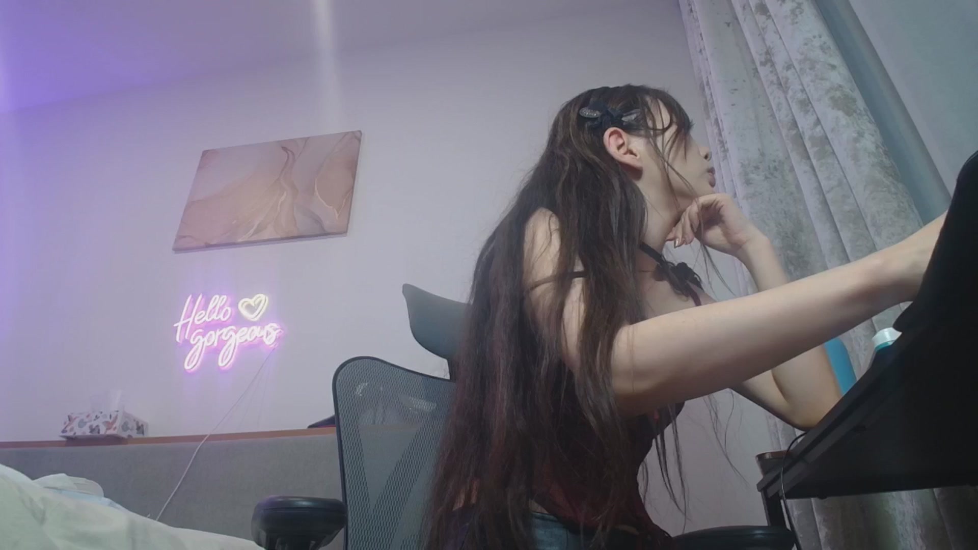 Gallery image thumbnail from HannaElite's myfreecams stream on, 05/03/2026, 09:53 image 16 of 20