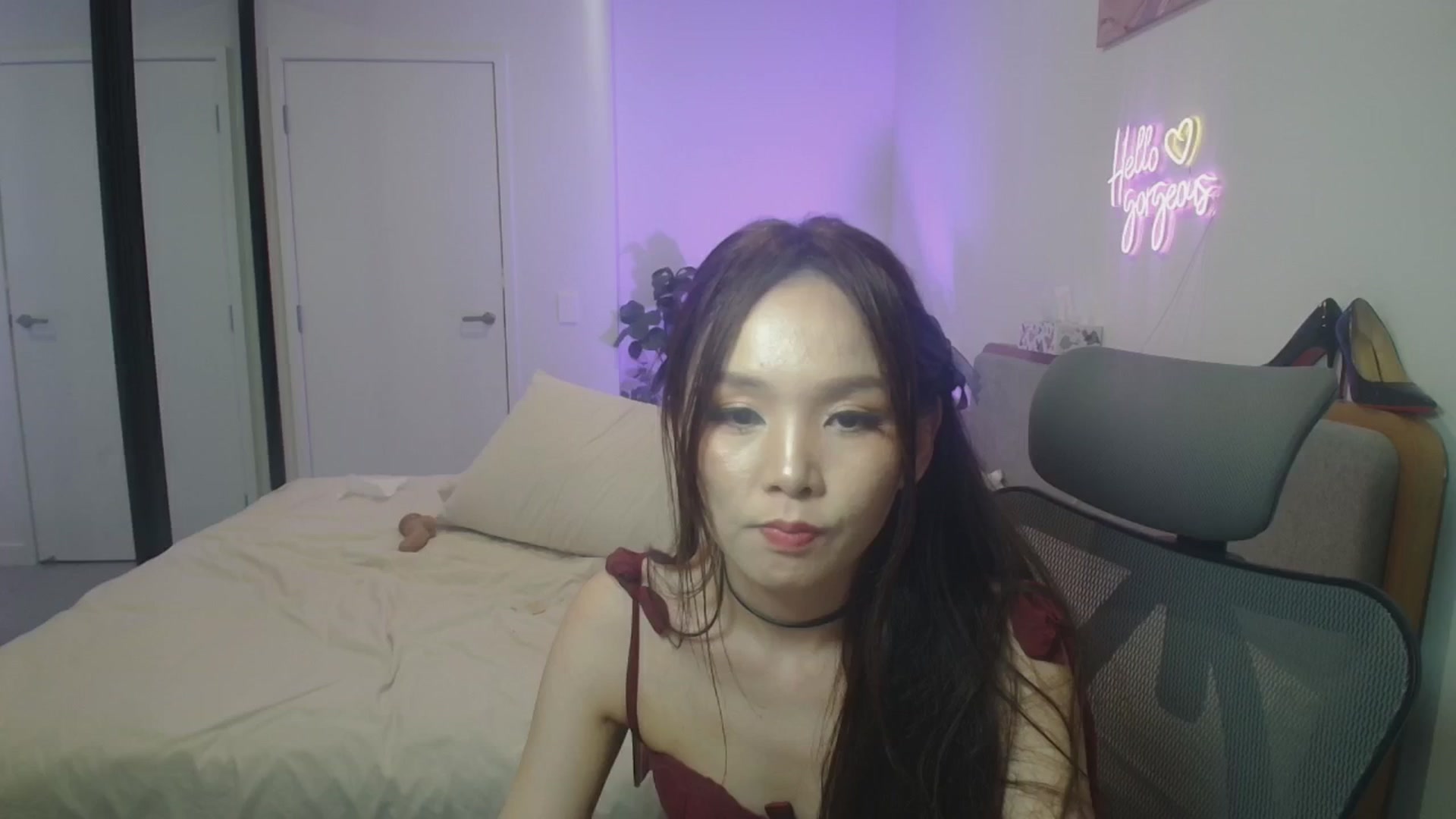 Gallery image thumbnail from HannaElite's myfreecams stream on, 05/03/2026, 09:53 image 2 of 20