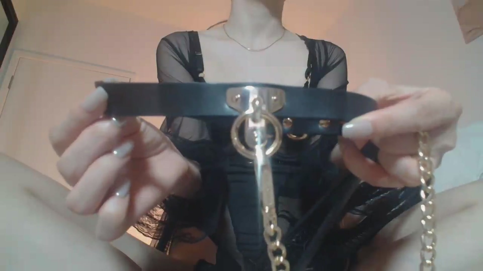 Gallery image thumbnail from HannaElite's myfreecams stream on, 06/07/2026, 12:43 image 5 of 20