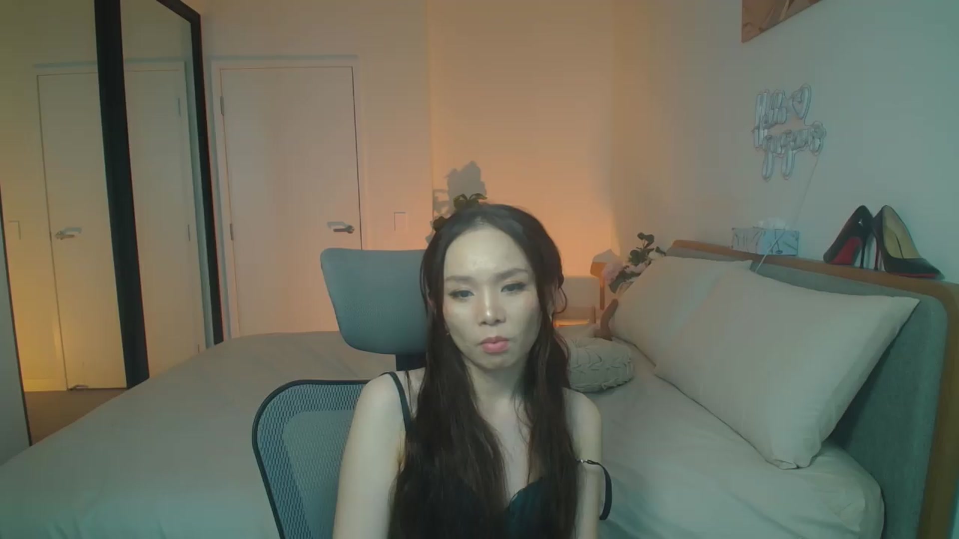 Gallery image thumbnail from HannaElite's myfreecams stream on, 06/23/2026, 06:24 image 15 of 20