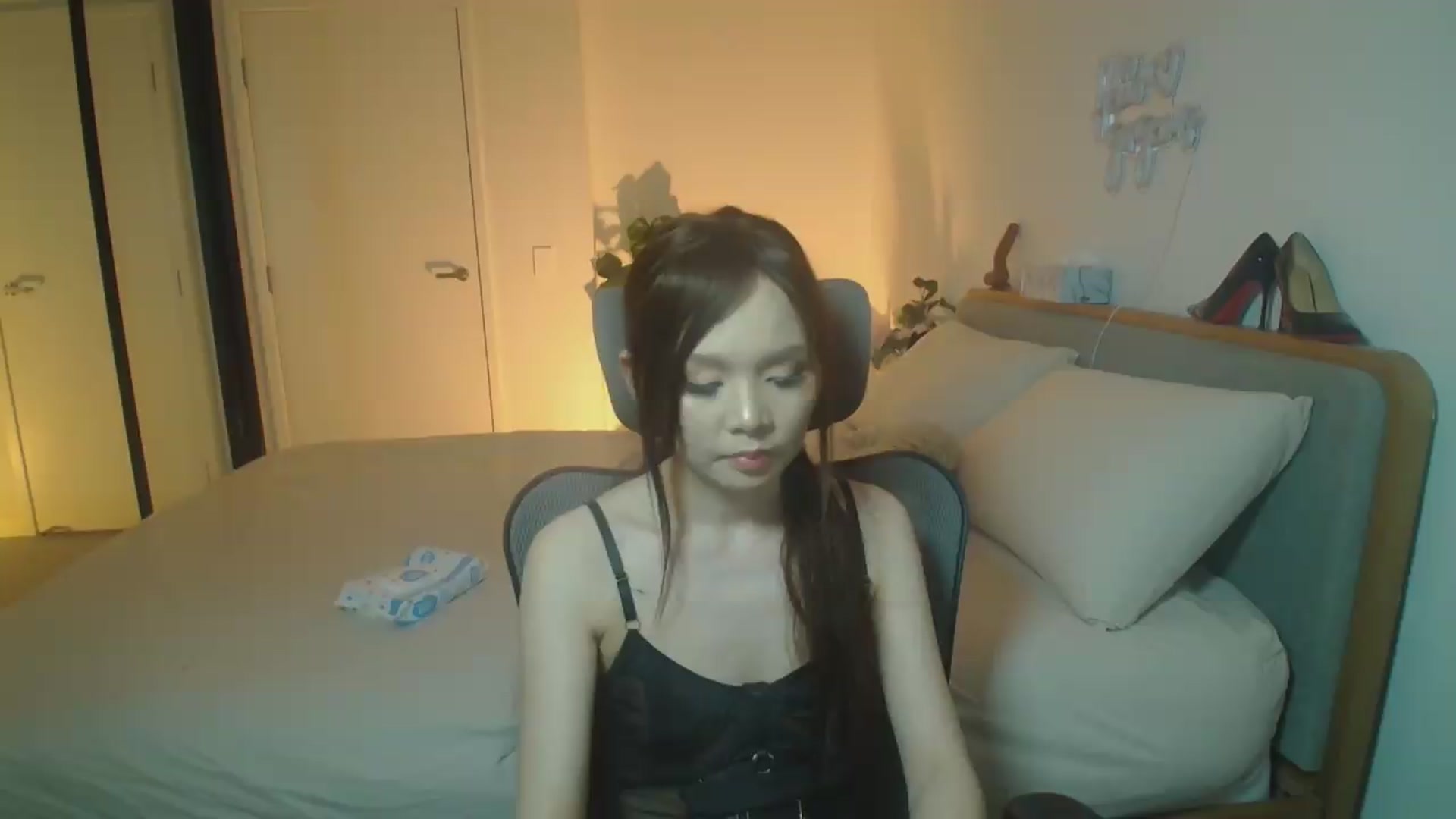 Gallery image thumbnail from HannaElite's myfreecams stream on, 06/27/2026, 11:28 image 2 of 20