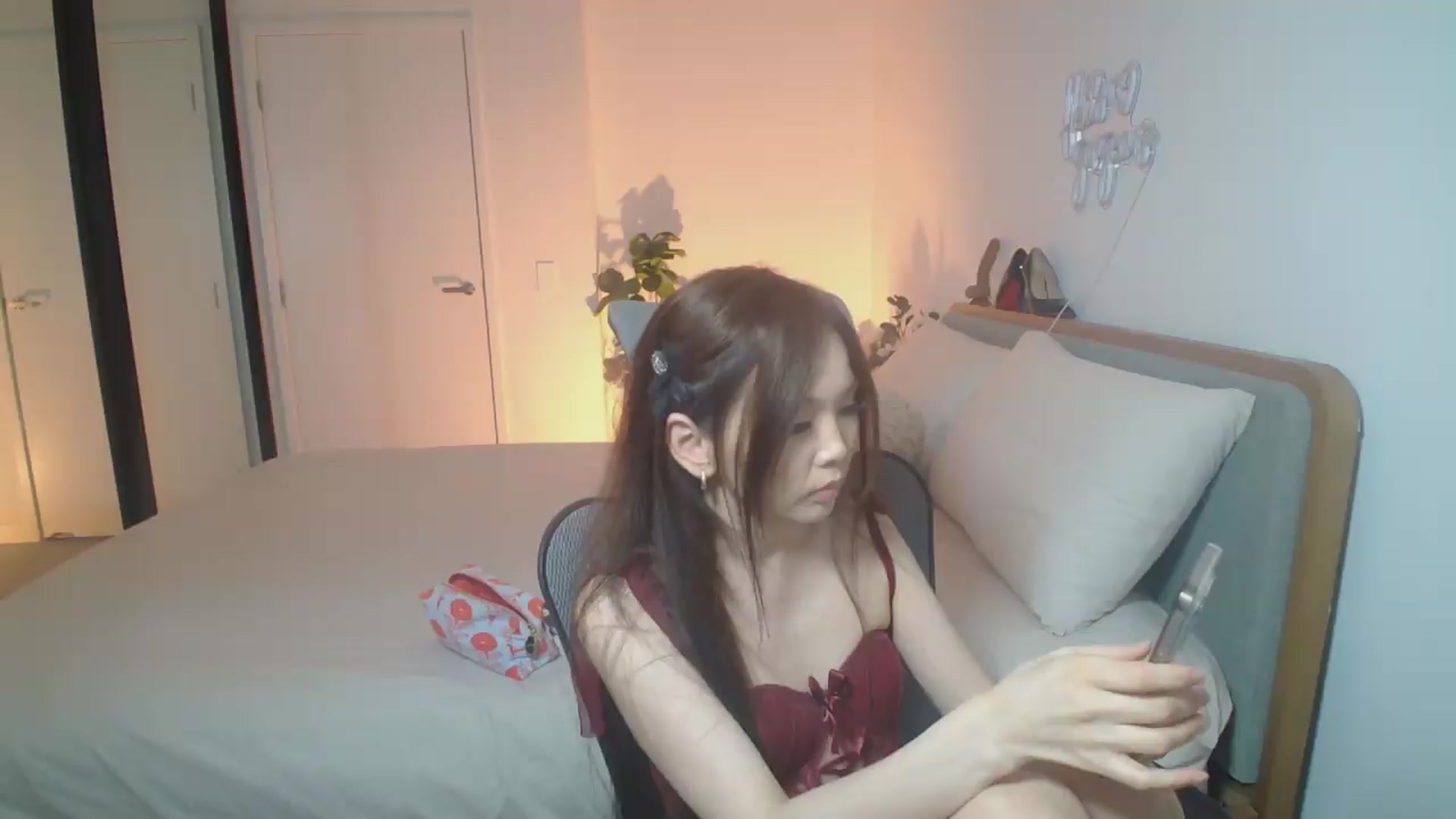 Gallery image thumbnail from HannaElite's myfreecams stream on, 07/17/2026, 11:07 image 2 of 20